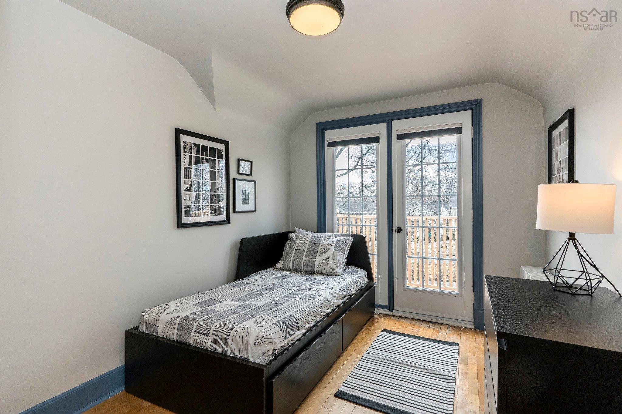 $799,900.00: 2395 Connaught Avenue, Halifax