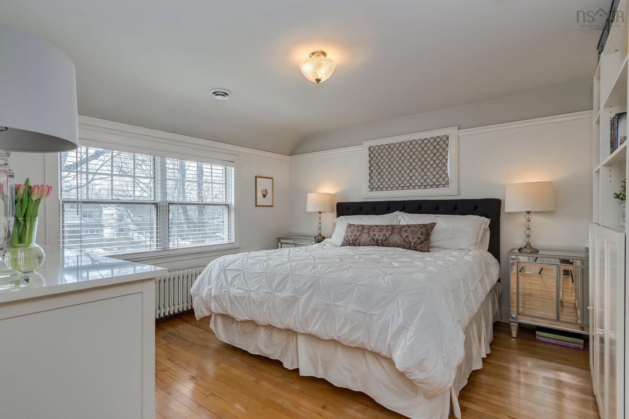 $799,900.00: 2395 Connaught Avenue, Halifax