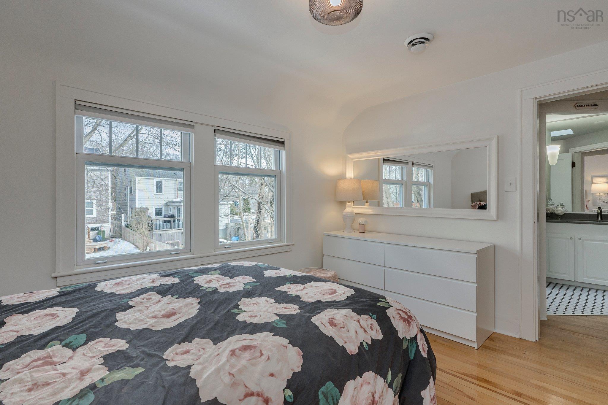 $799,900.00: 2395 Connaught Avenue, Halifax