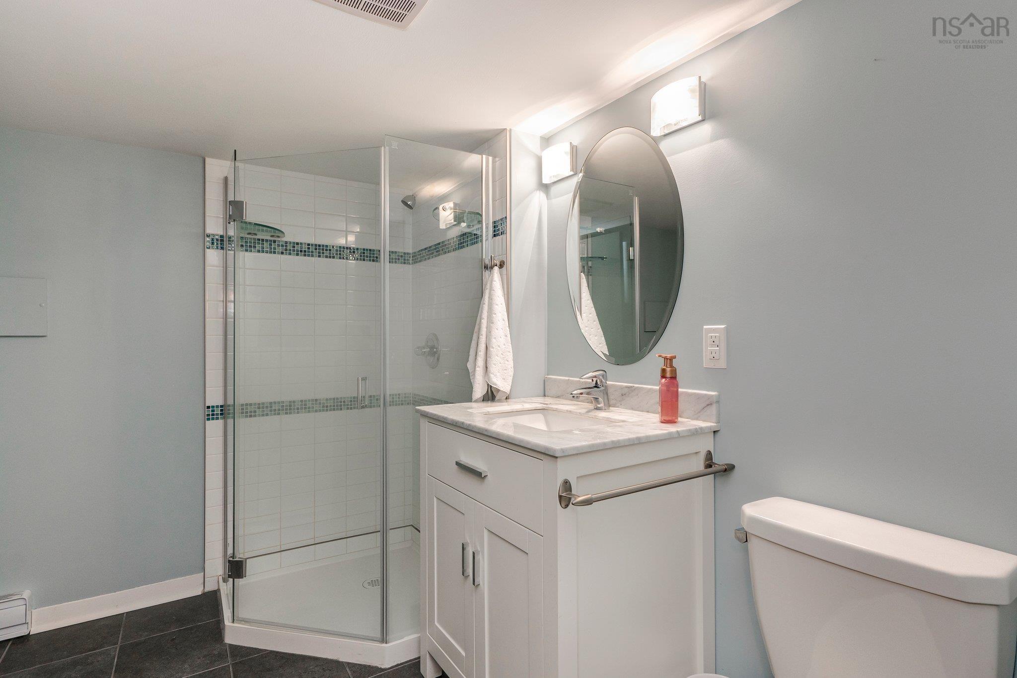 $799,900.00: 2395 Connaught Avenue, Halifax