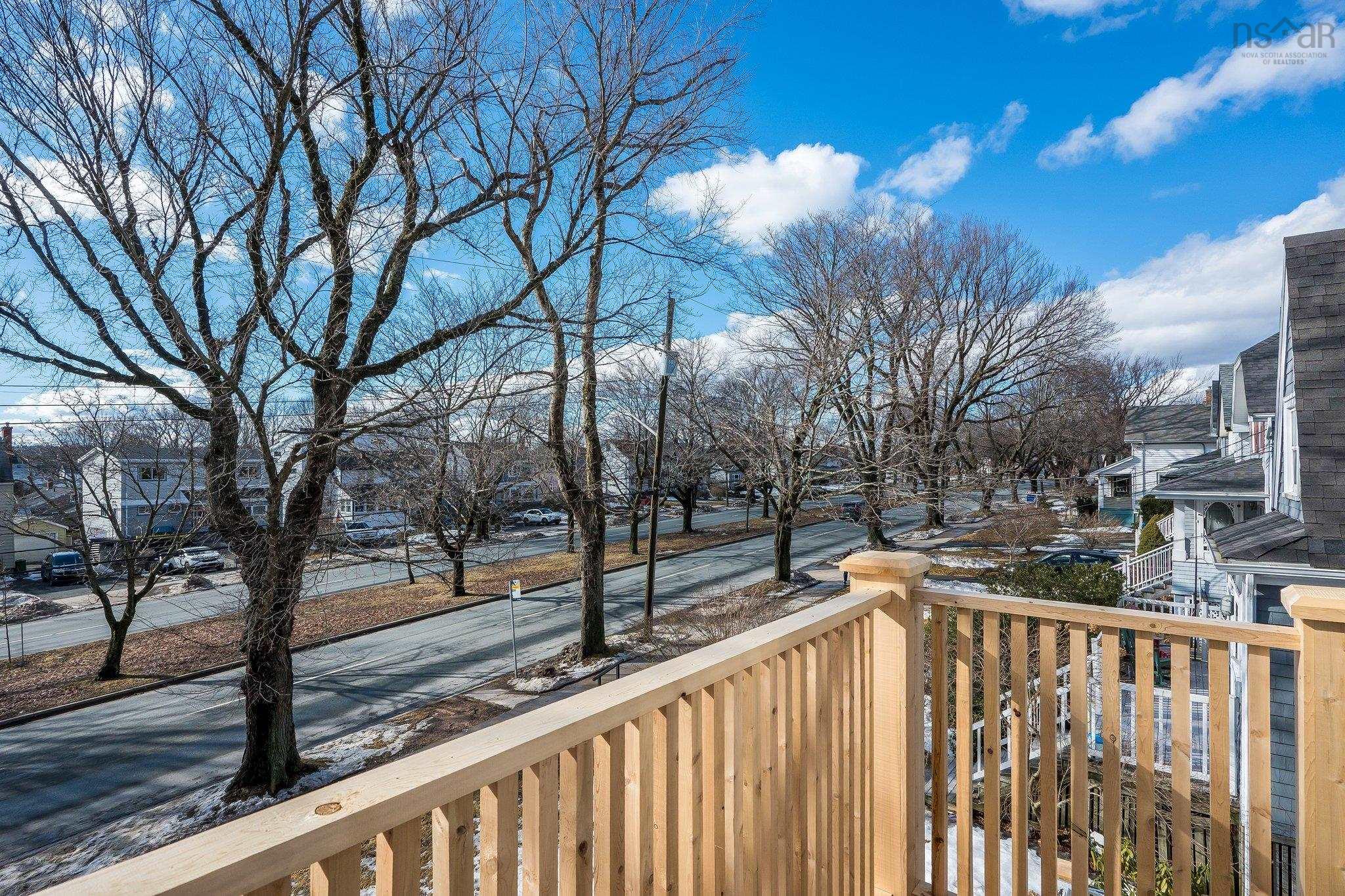 $799,900.00: 2395 Connaught Avenue, Halifax