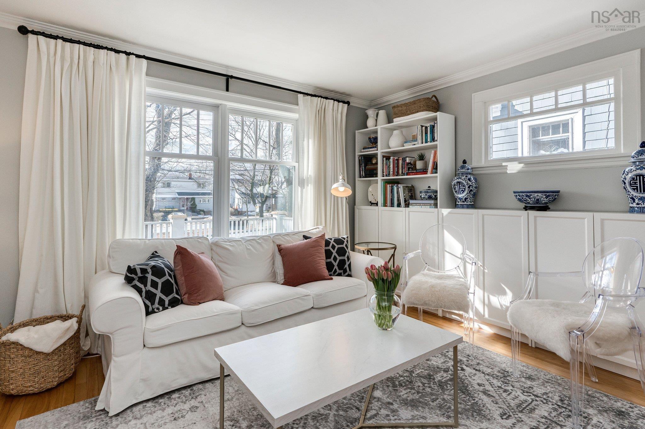 $799,900.00: 2395 Connaught Avenue, Halifax