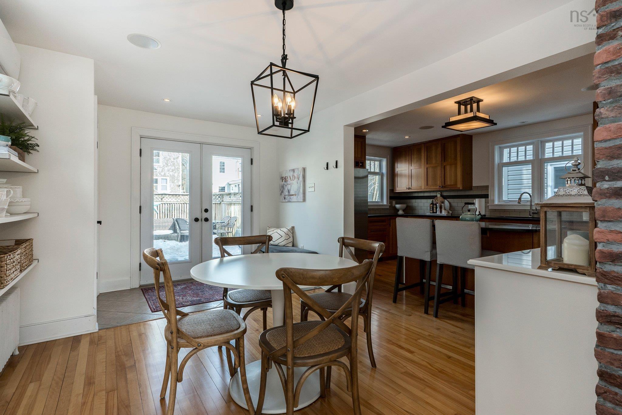 $799,900.00: 2395 Connaught Avenue, Halifax
