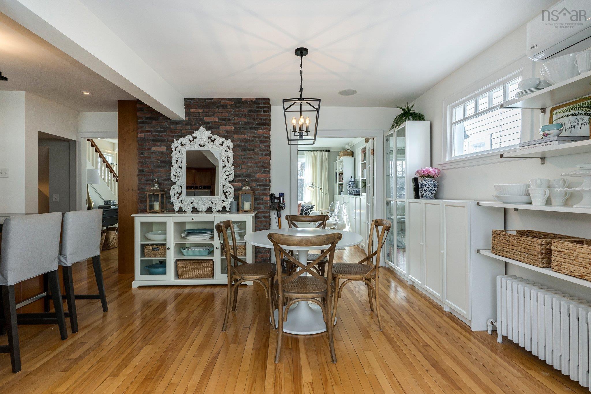 $799,900.00: 2395 Connaught Avenue, Halifax