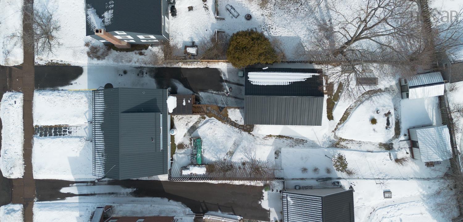 $425,000.00: 35 BROAD Street, Truro