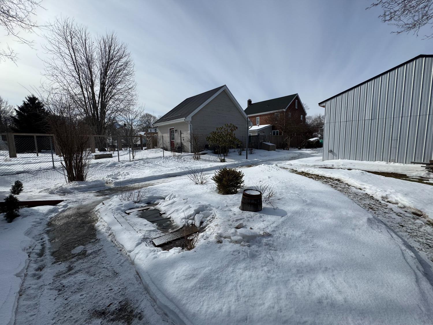 $425,000.00: 35 BROAD Street, Truro
