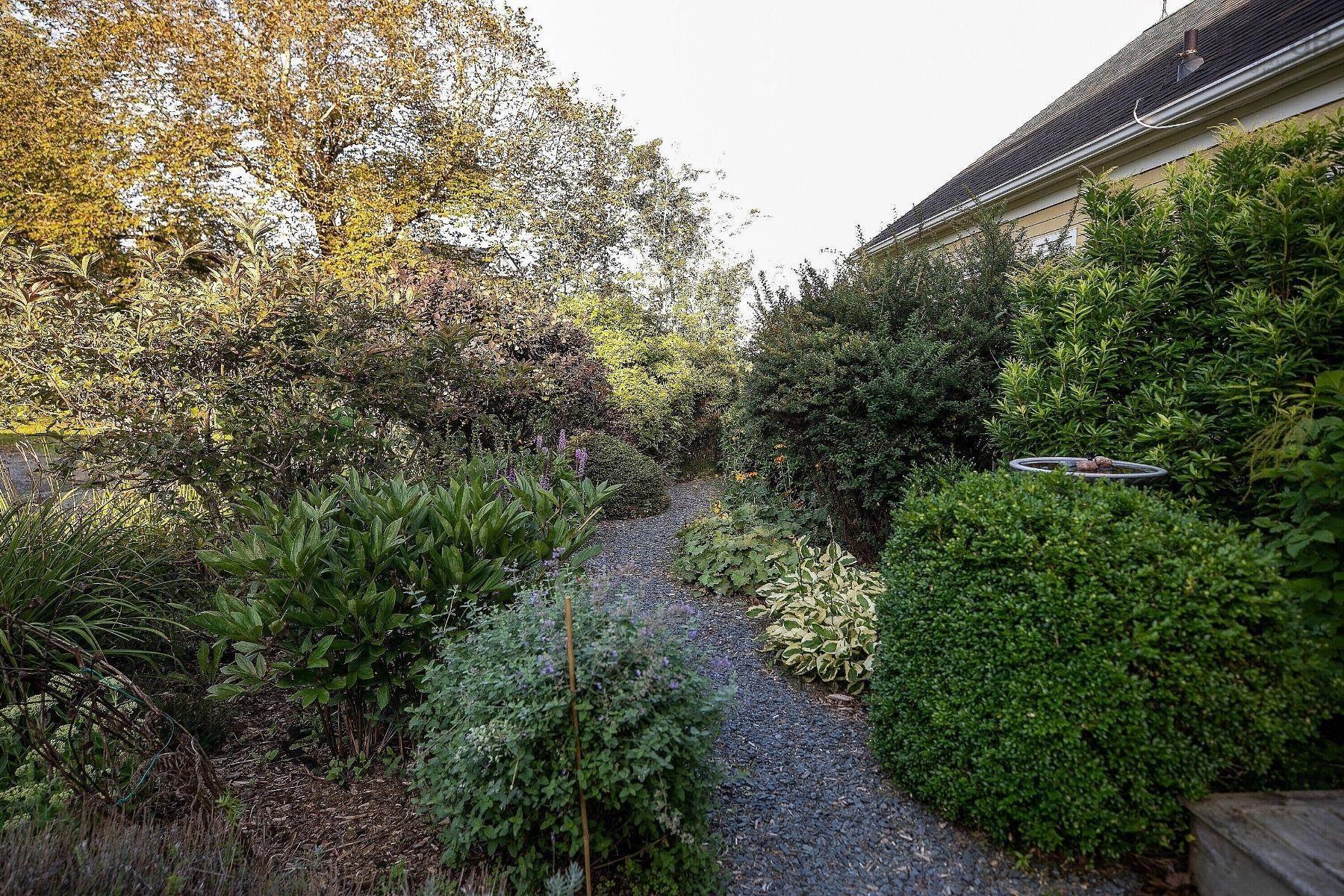 $2,200,000.00: 90 Eisenhauer Road, Oakland