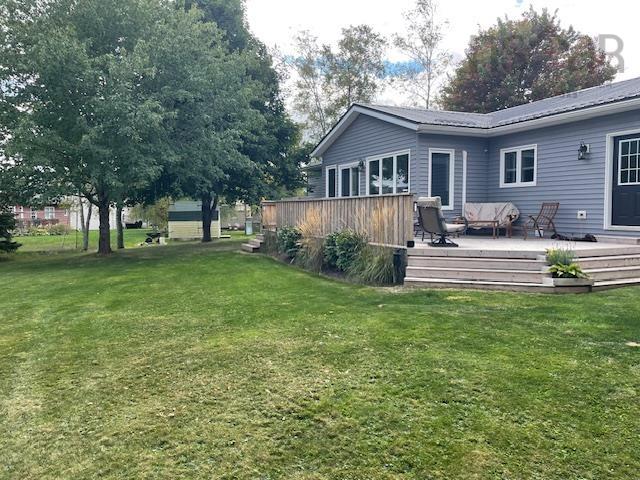 $489,900.00: 9 Forest Glen Court, Amherst