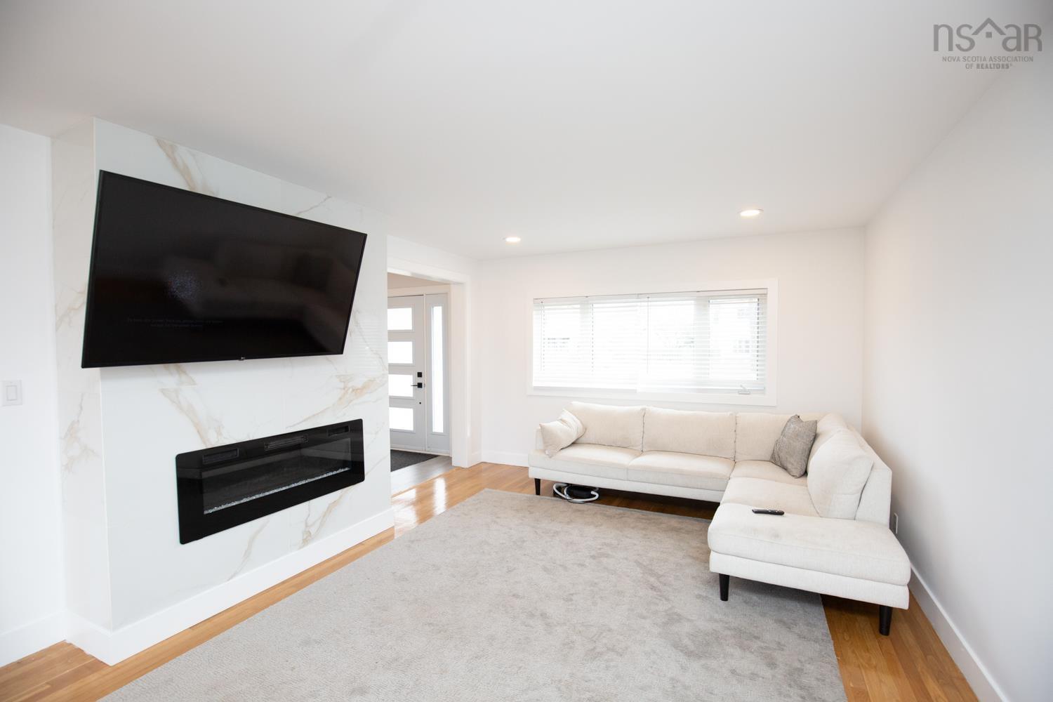 $625,000.00: 105 SMITH Avenue, Truro