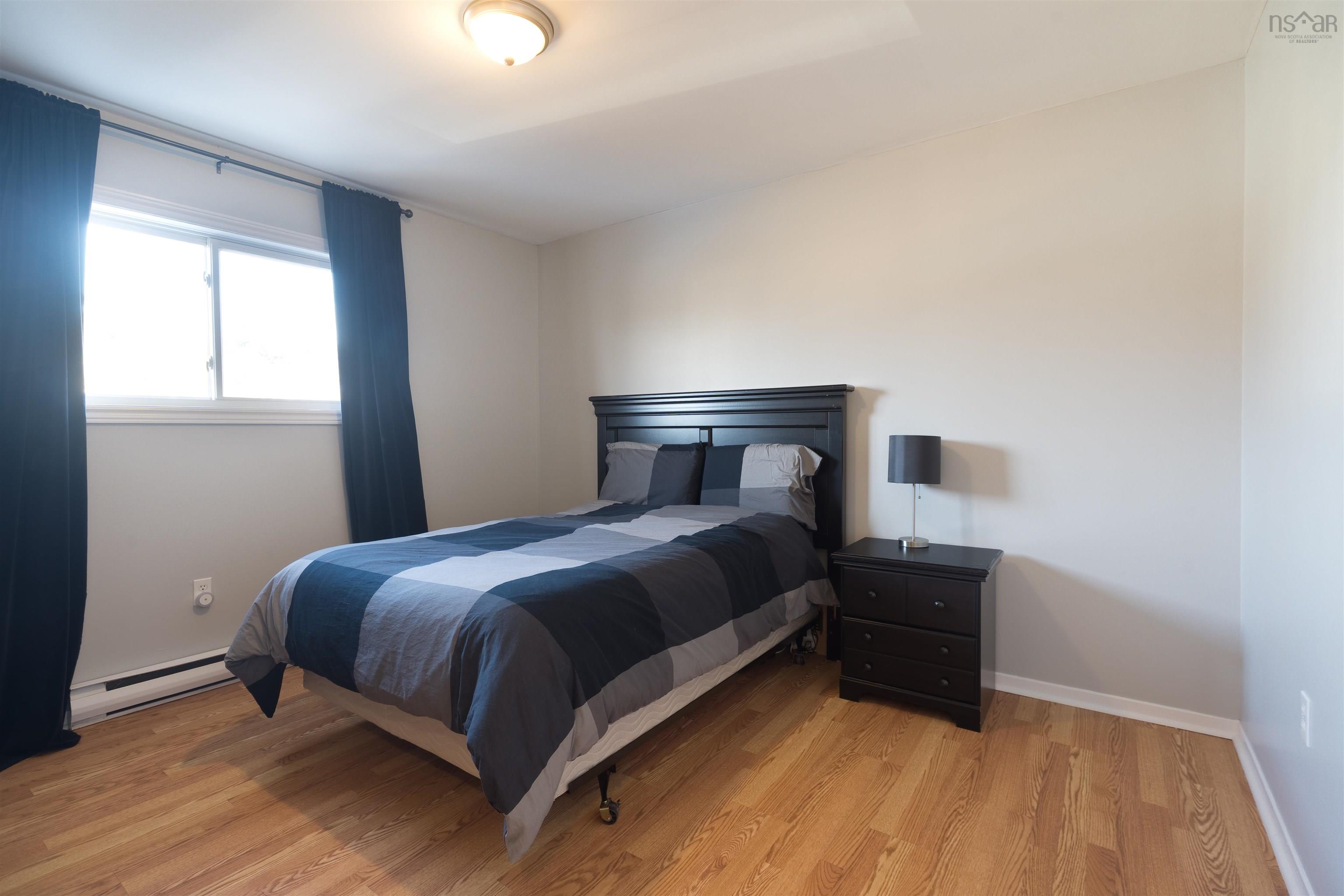 $399,900.00: 516 Arklow Drive, Cole Harbour