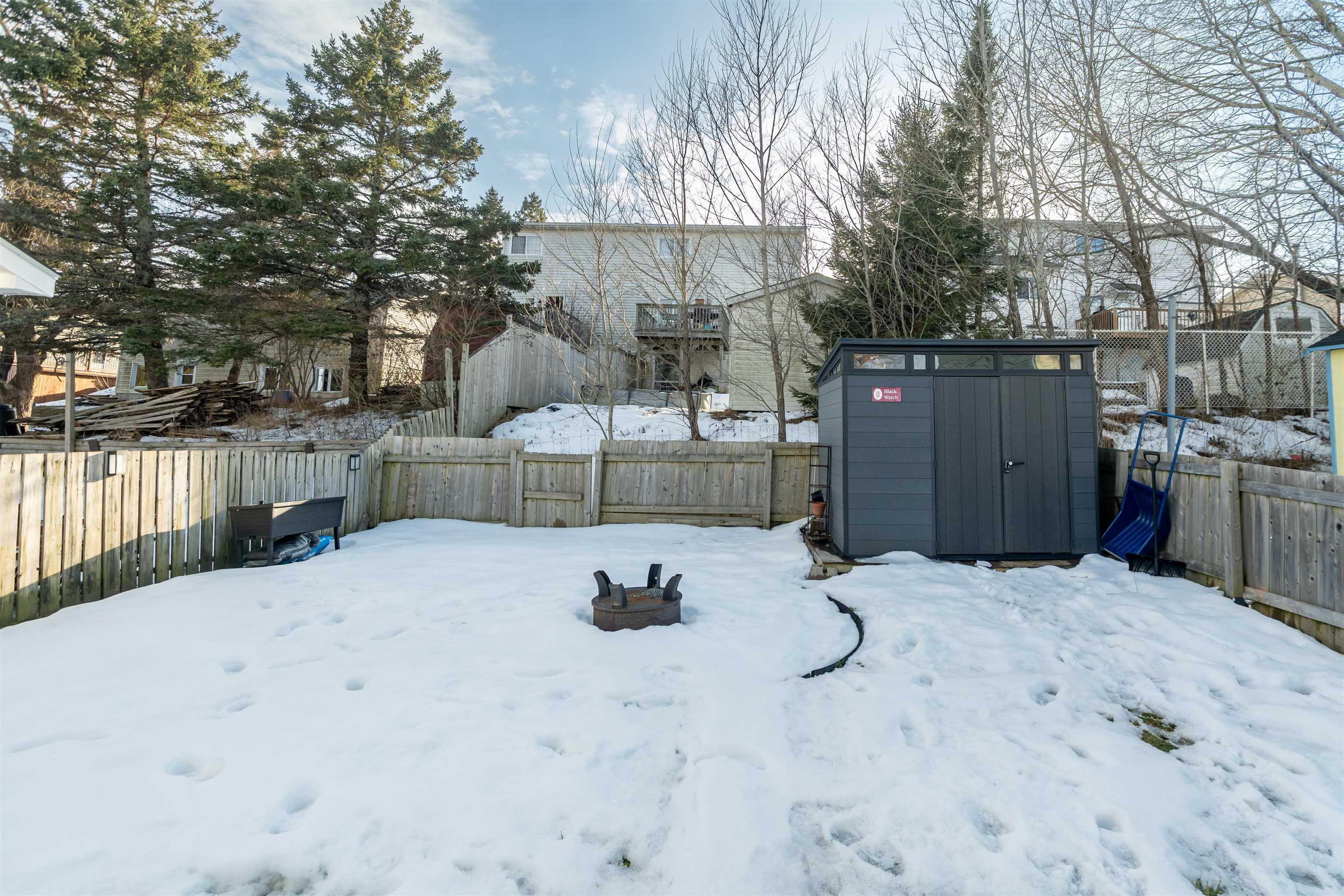 $399,900.00: 516 Arklow Drive, Cole Harbour
