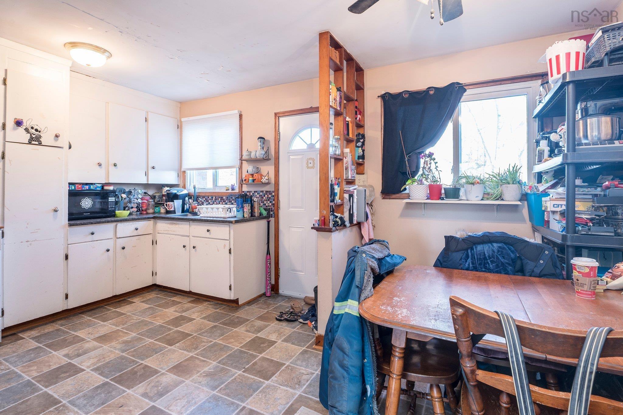 $489,900.00: 49 A&B Lynn Drive, Dartmouth