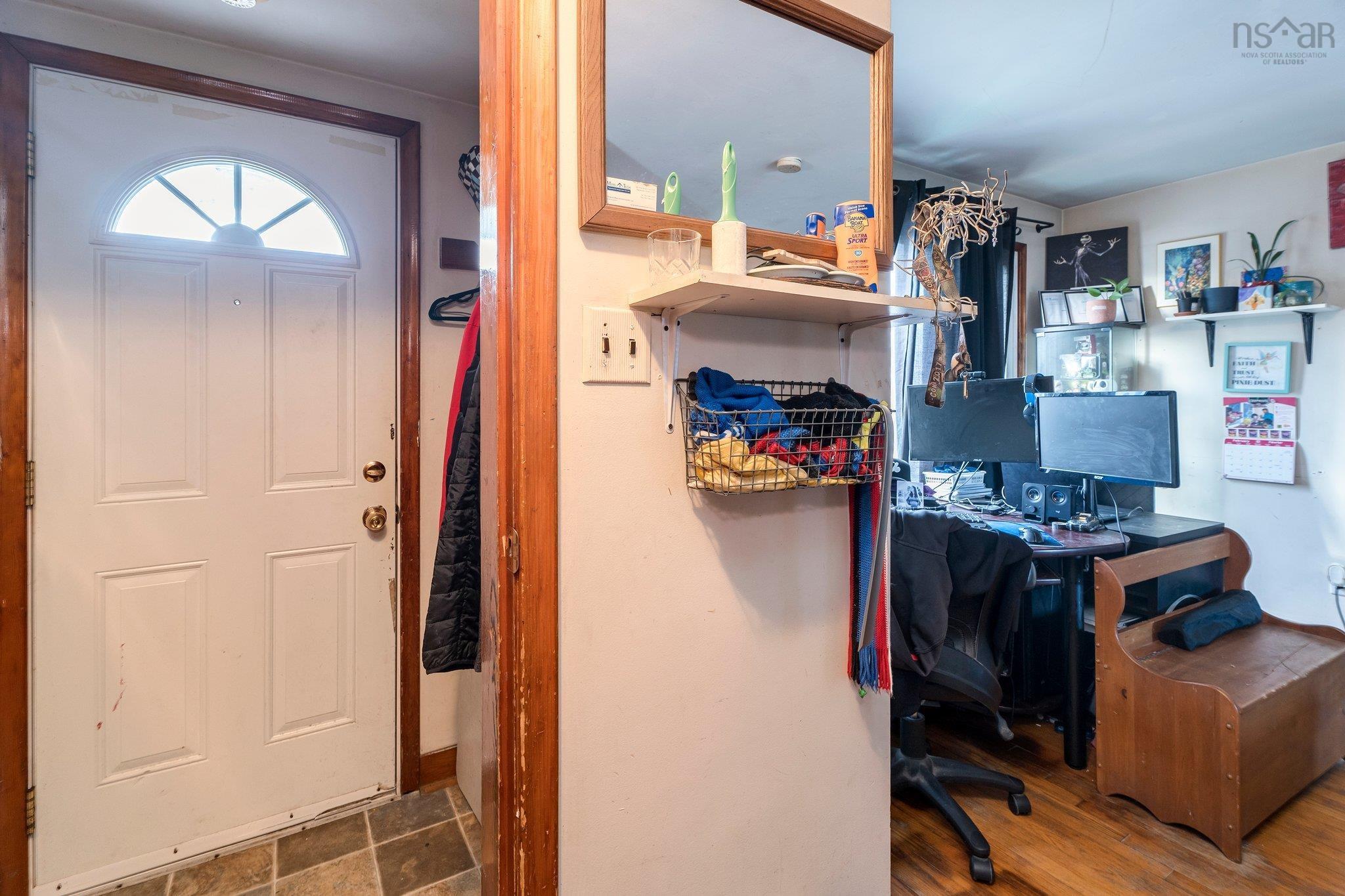 $489,900.00: 49 A&B Lynn Drive, Dartmouth