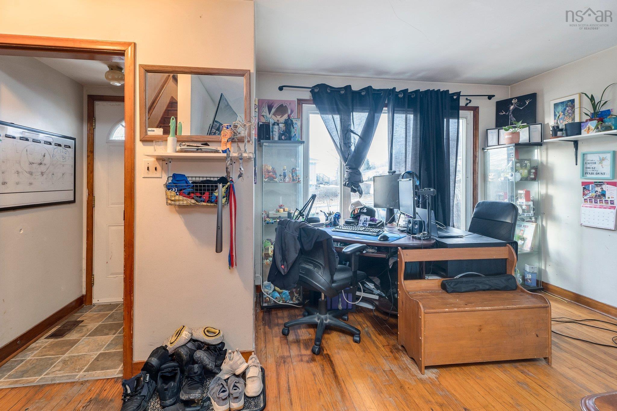 $489,900.00: 49 A&B Lynn Drive, Dartmouth