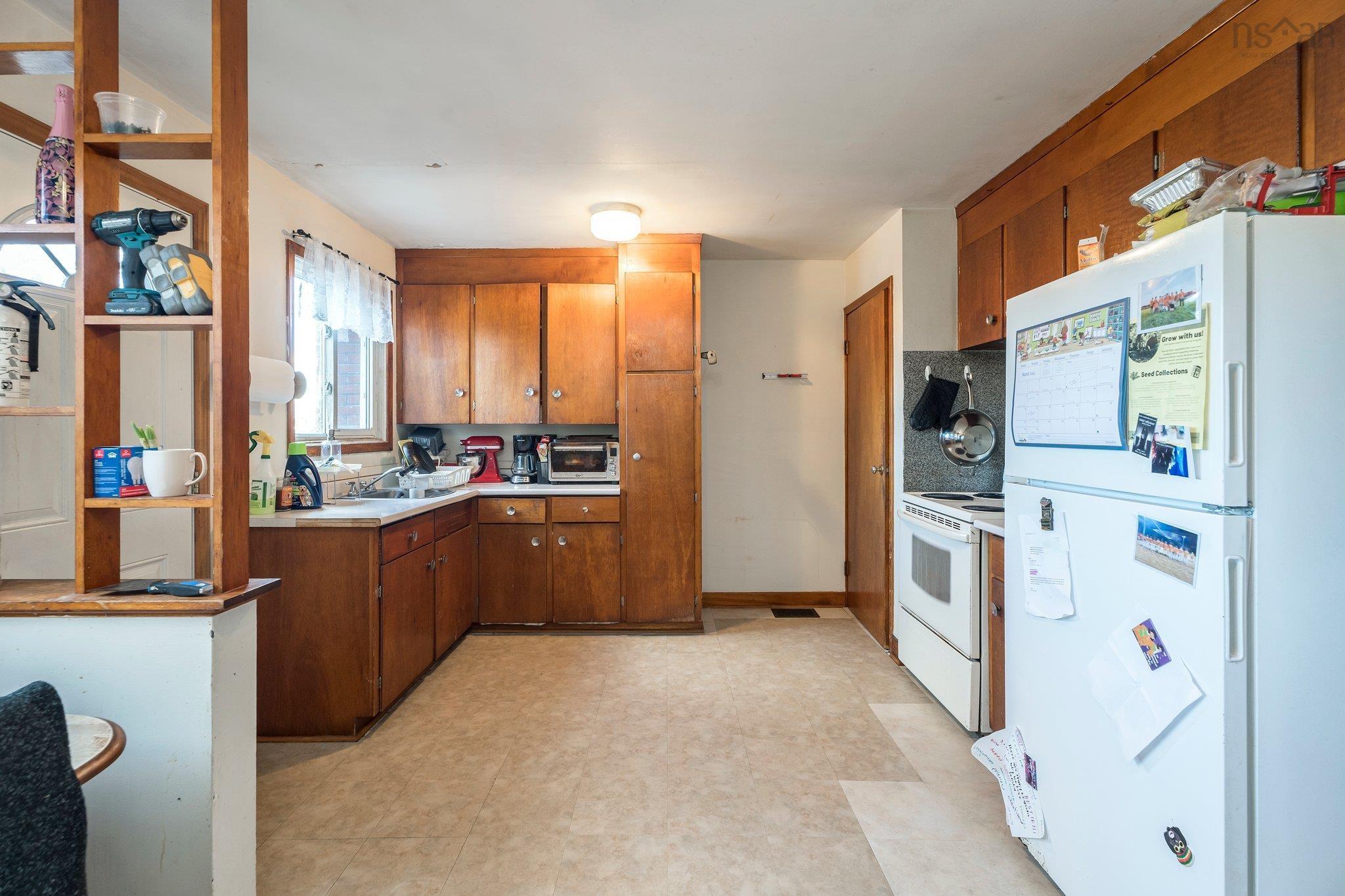 $489,900.00: 49 A&B Lynn Drive, Dartmouth