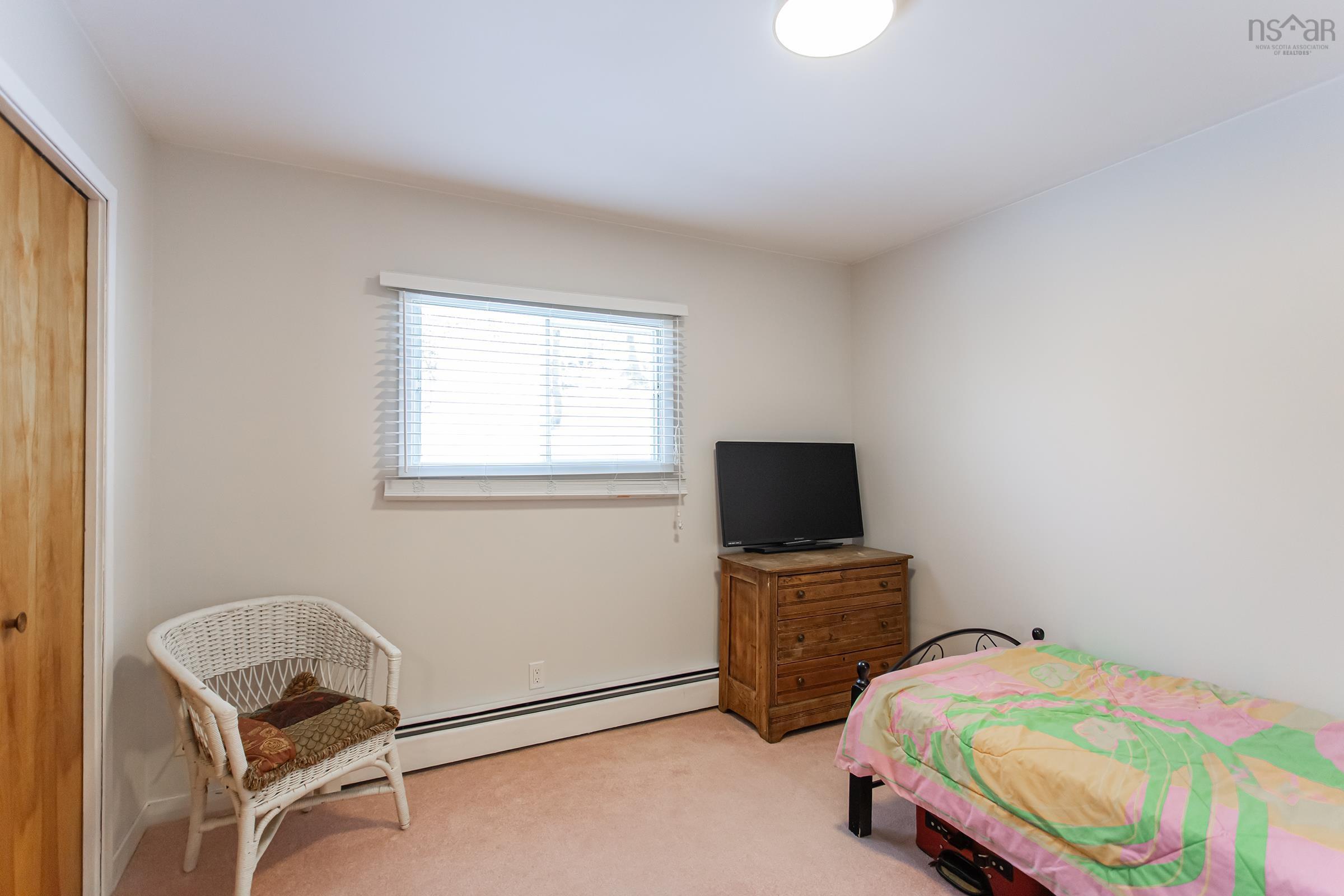 $279,000.00: 594 Highway 1, Deep Brook