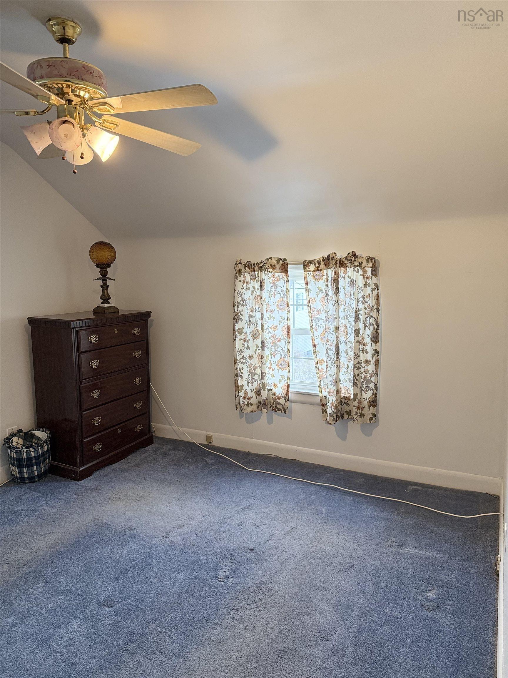 $249,900.00: 64 Rosewood Drive, Sydney