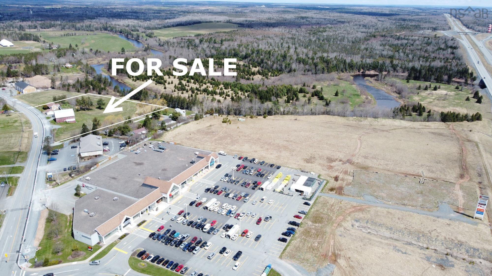 $2,700,000.00: 373 214 Highway, Elmsdale
