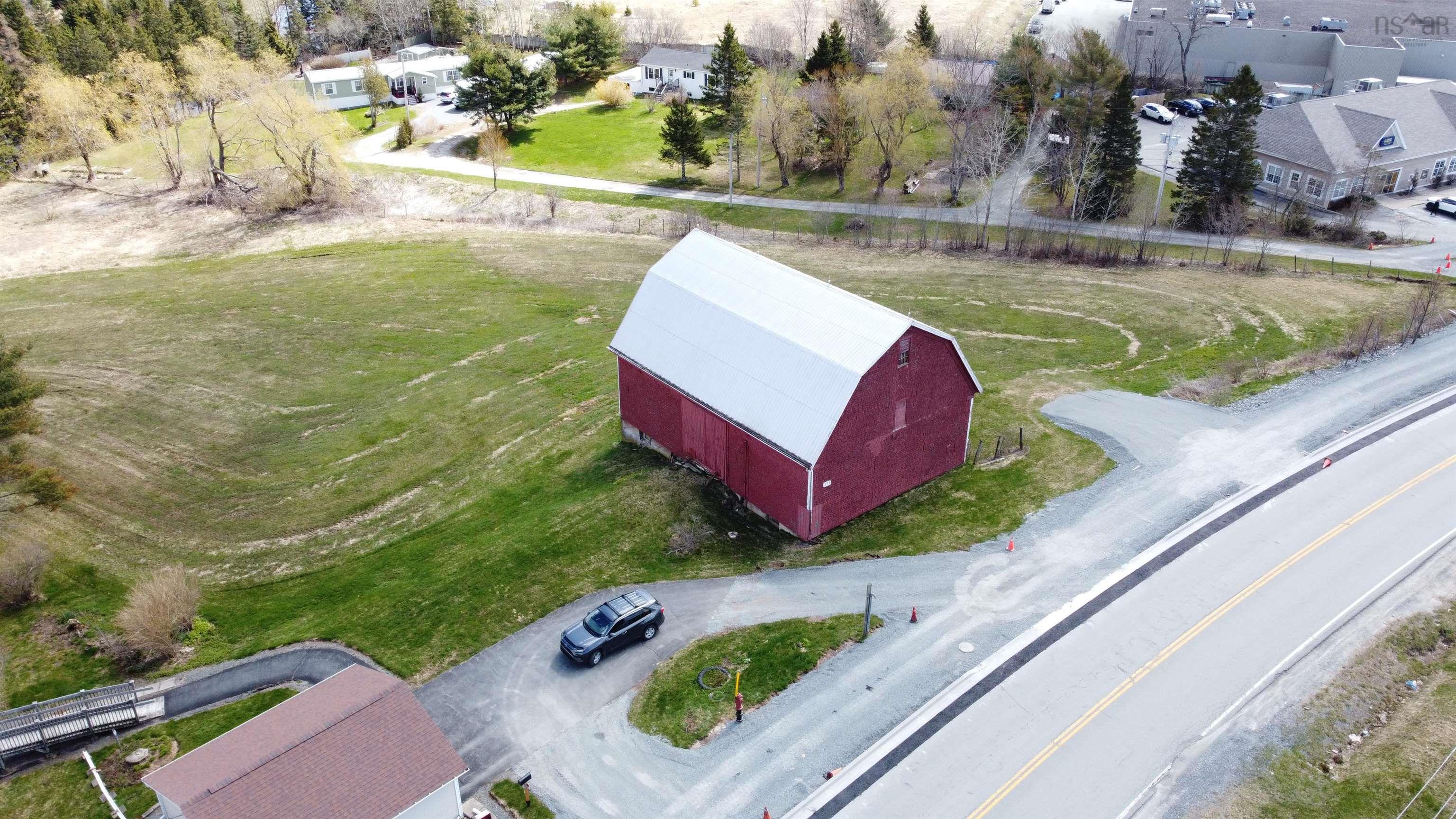 $2,700,000.00: 373 214 Highway, Elmsdale