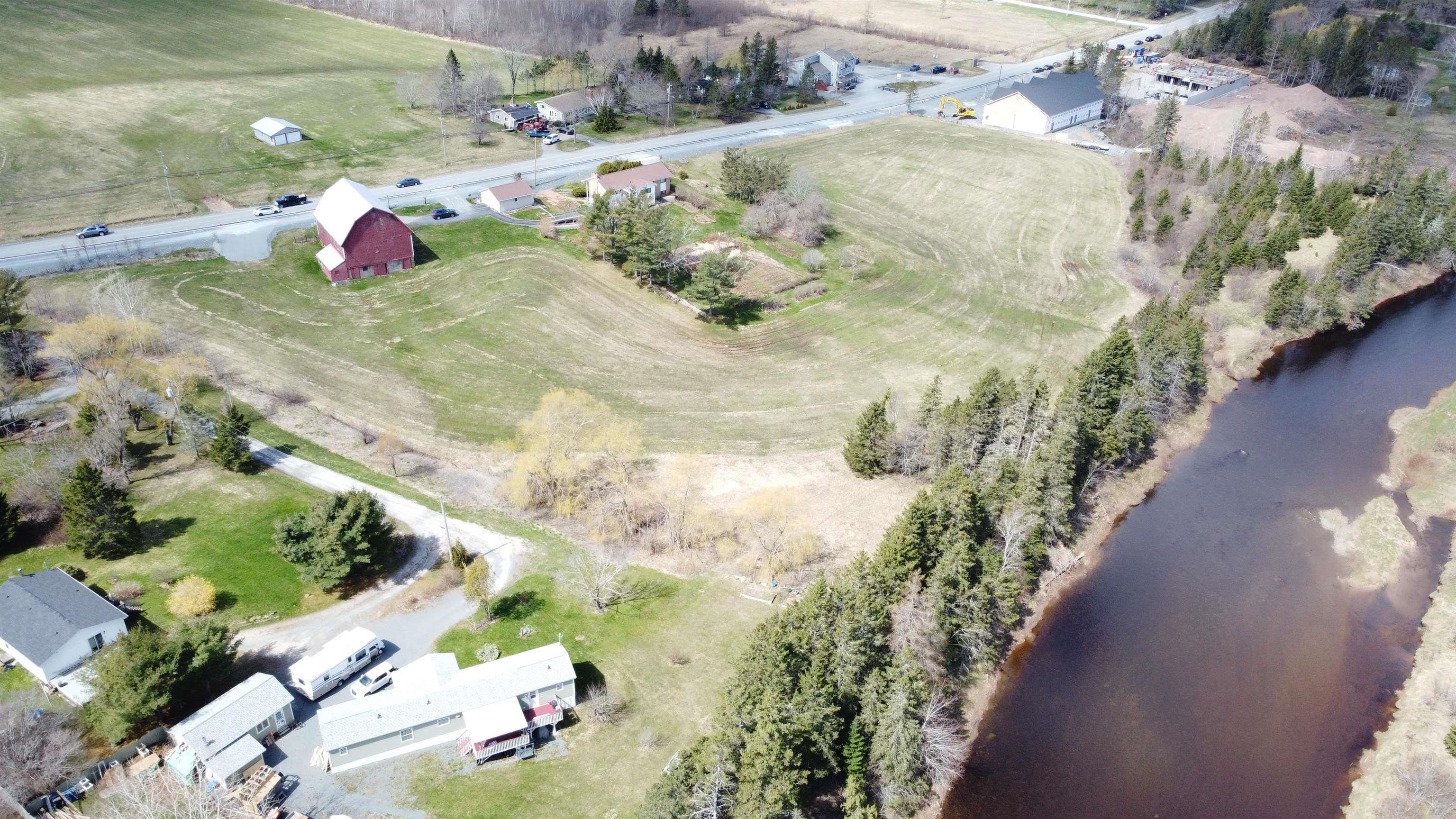 $2,700,000.00: 373 214 Highway, Elmsdale
