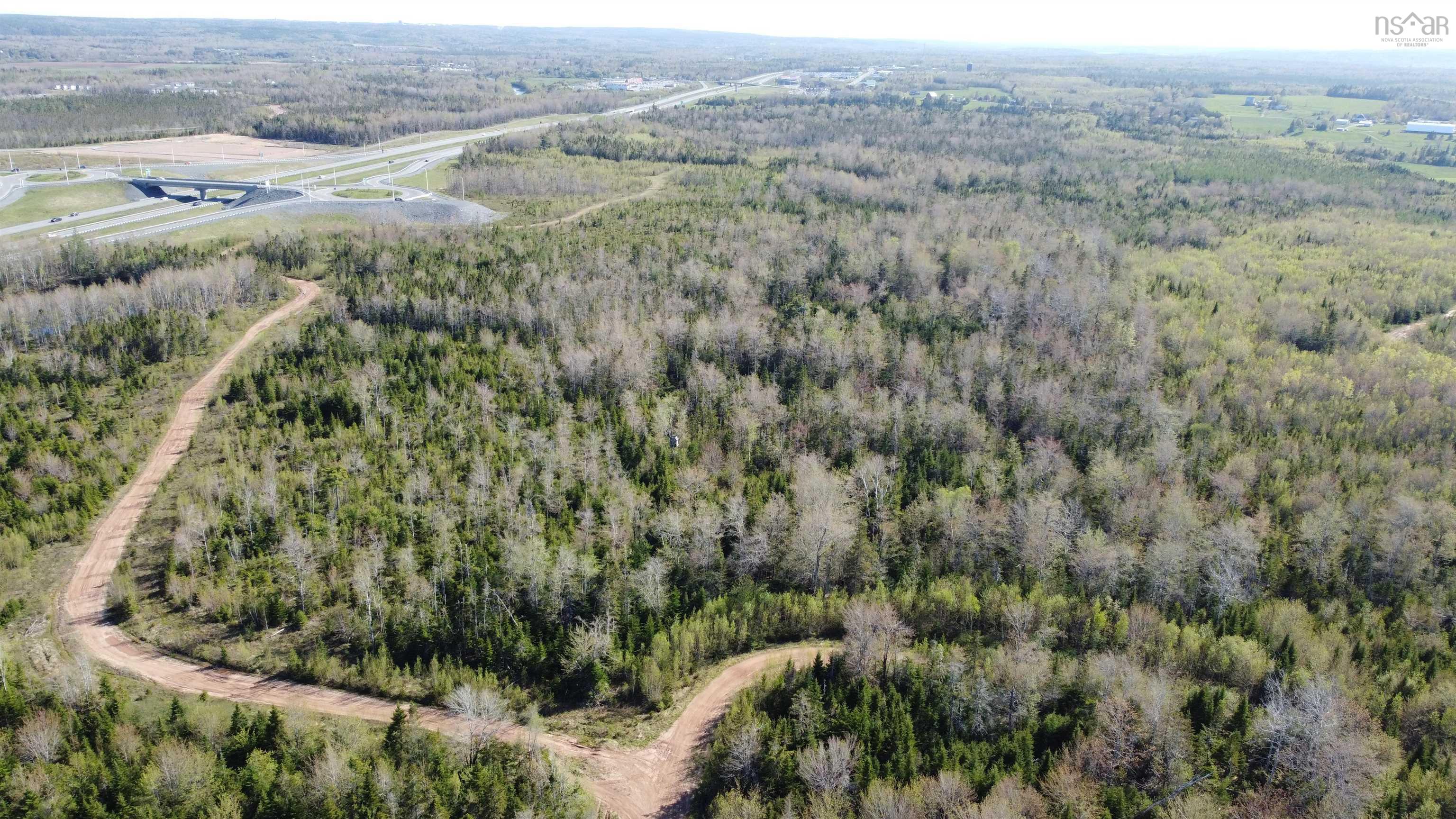 $2,300,000.00: Country Lane, Elmsdale