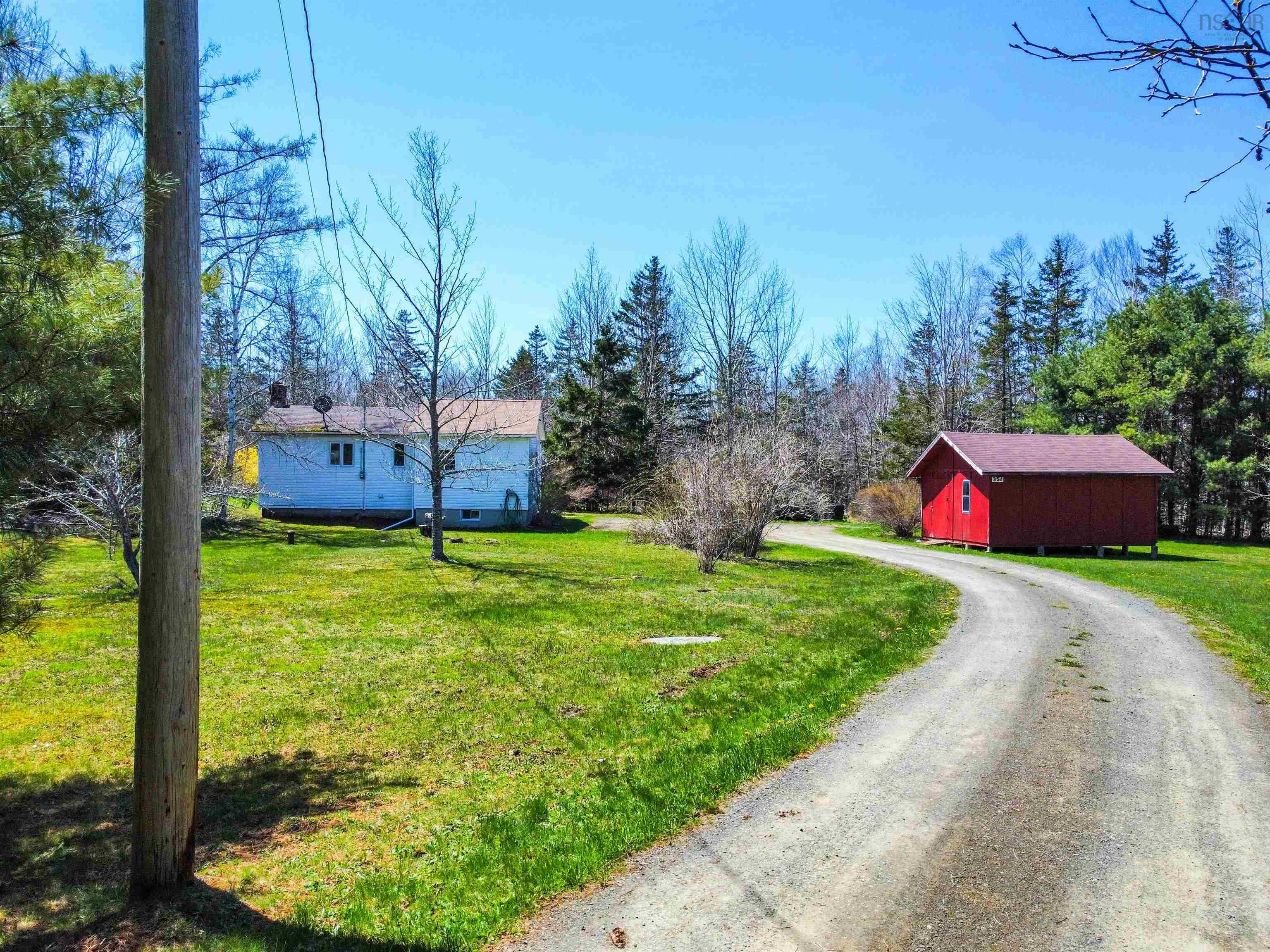 $275,000.00: 351 Old Post Road, Clementsport