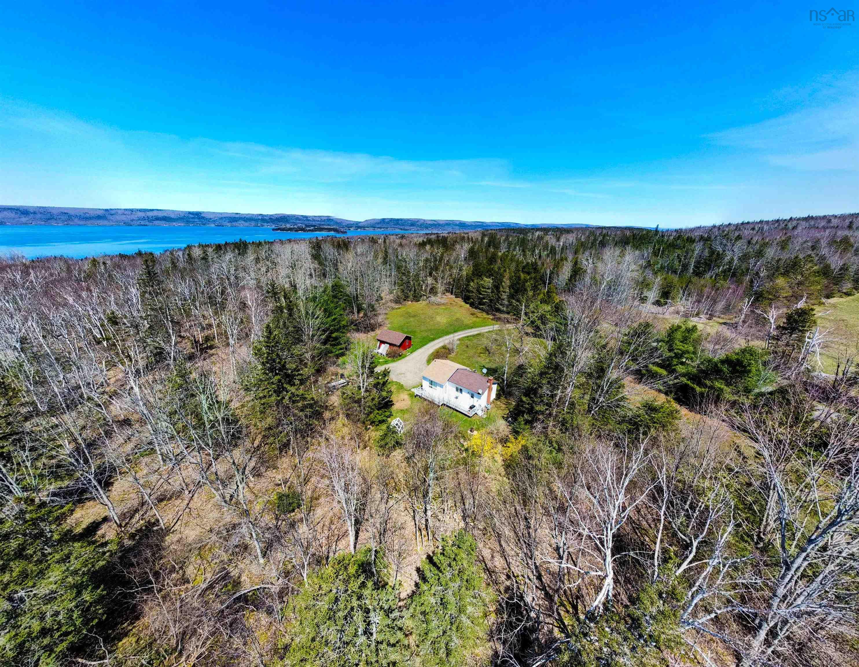 $275,000.00: 351 Old Post Road, Clementsport