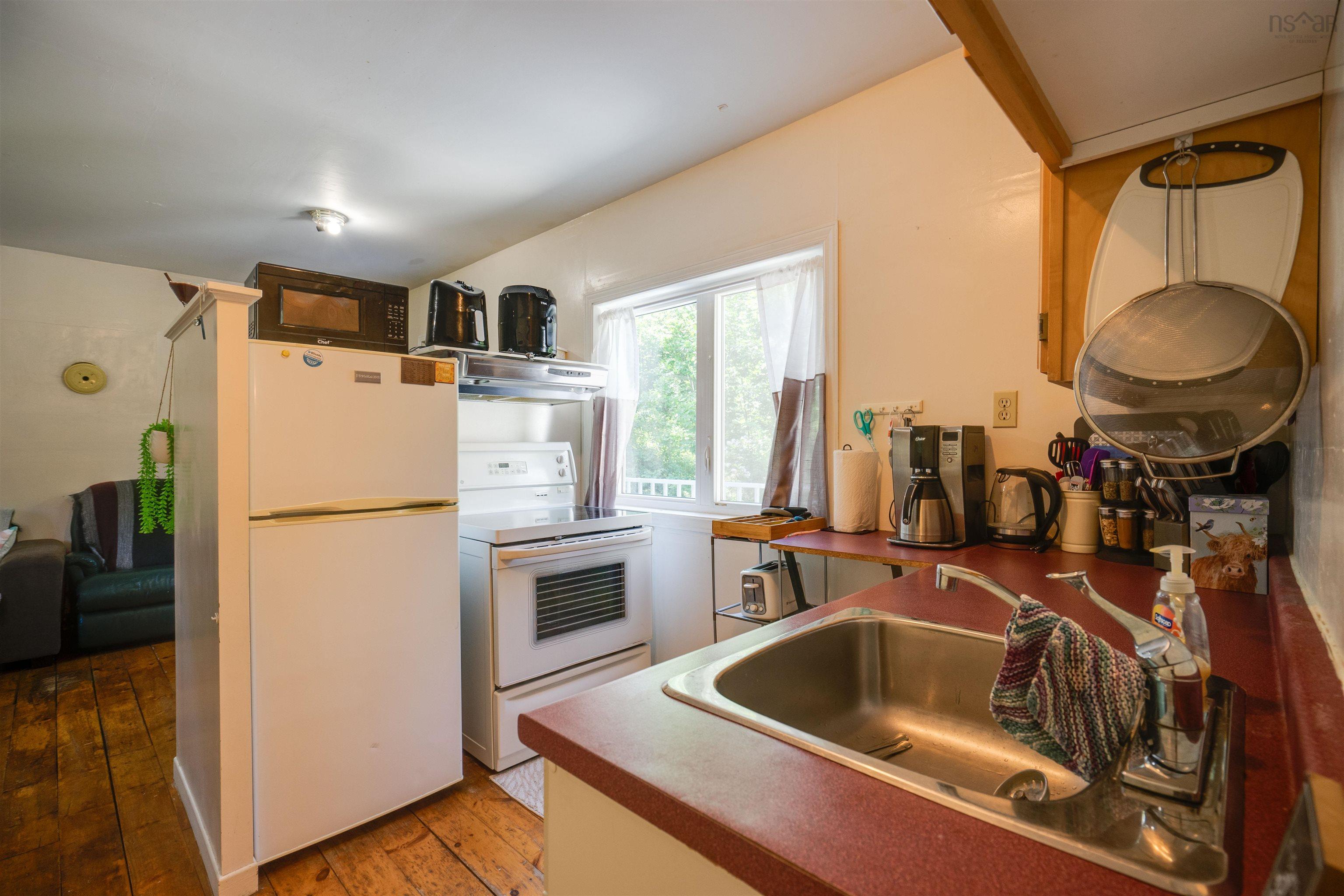 $275,000.00: 351 Old Post Road, Clementsport