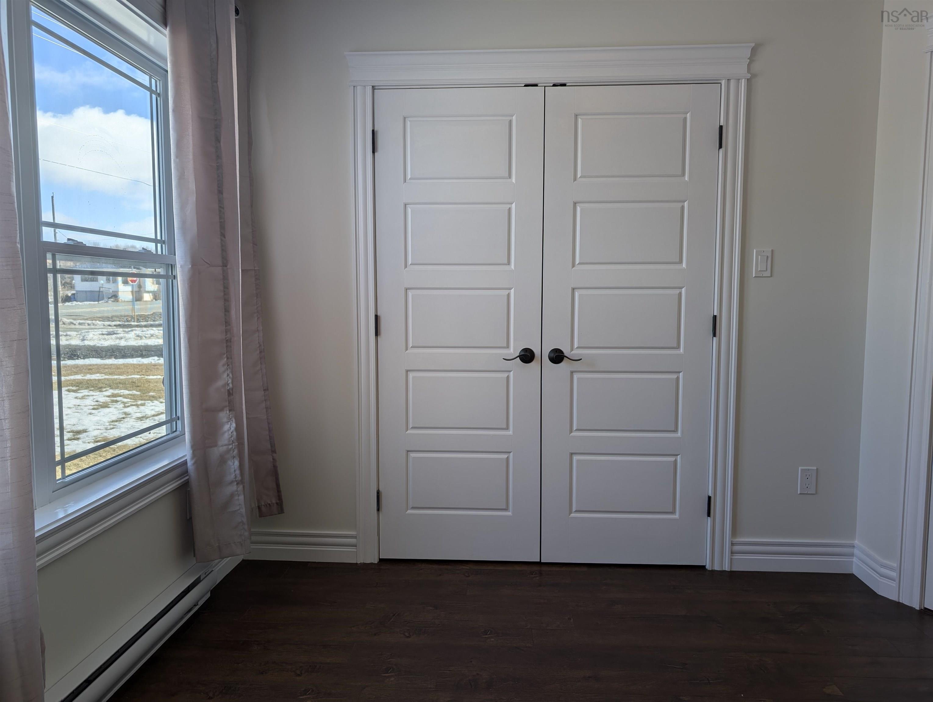 $372,500.00: 377 Oak Island Road, Avonport