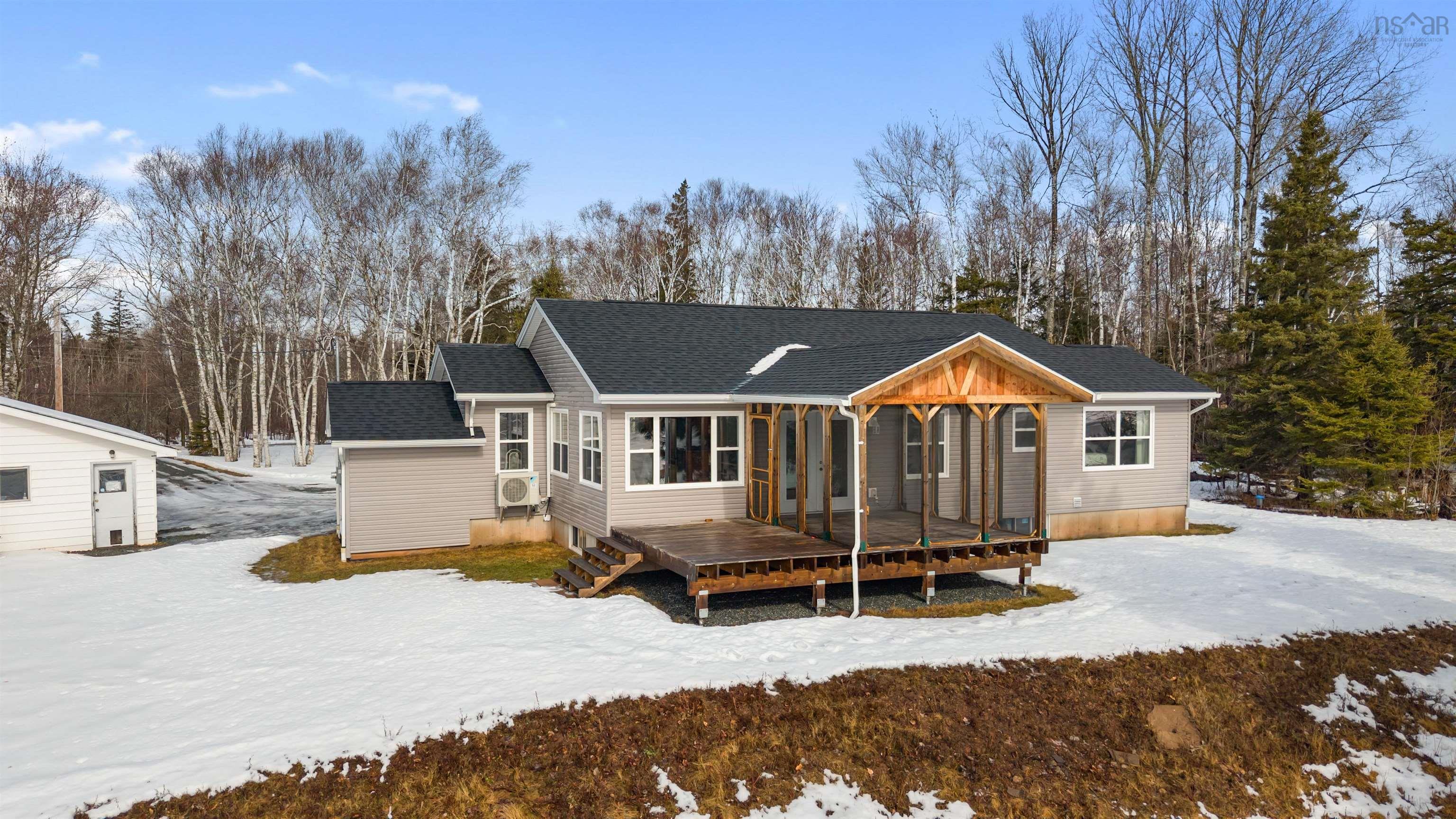 $449,900.00: 2102 Kolbec Road, Kolbec