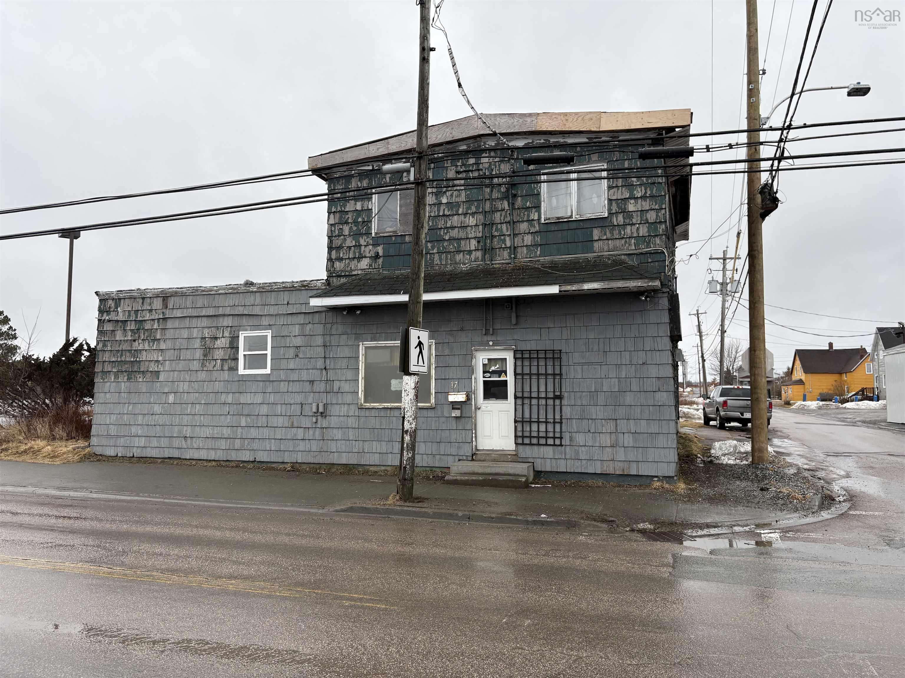 $99,900.00: 17 Sterling Road    Glace Bay Road, Glace Bay