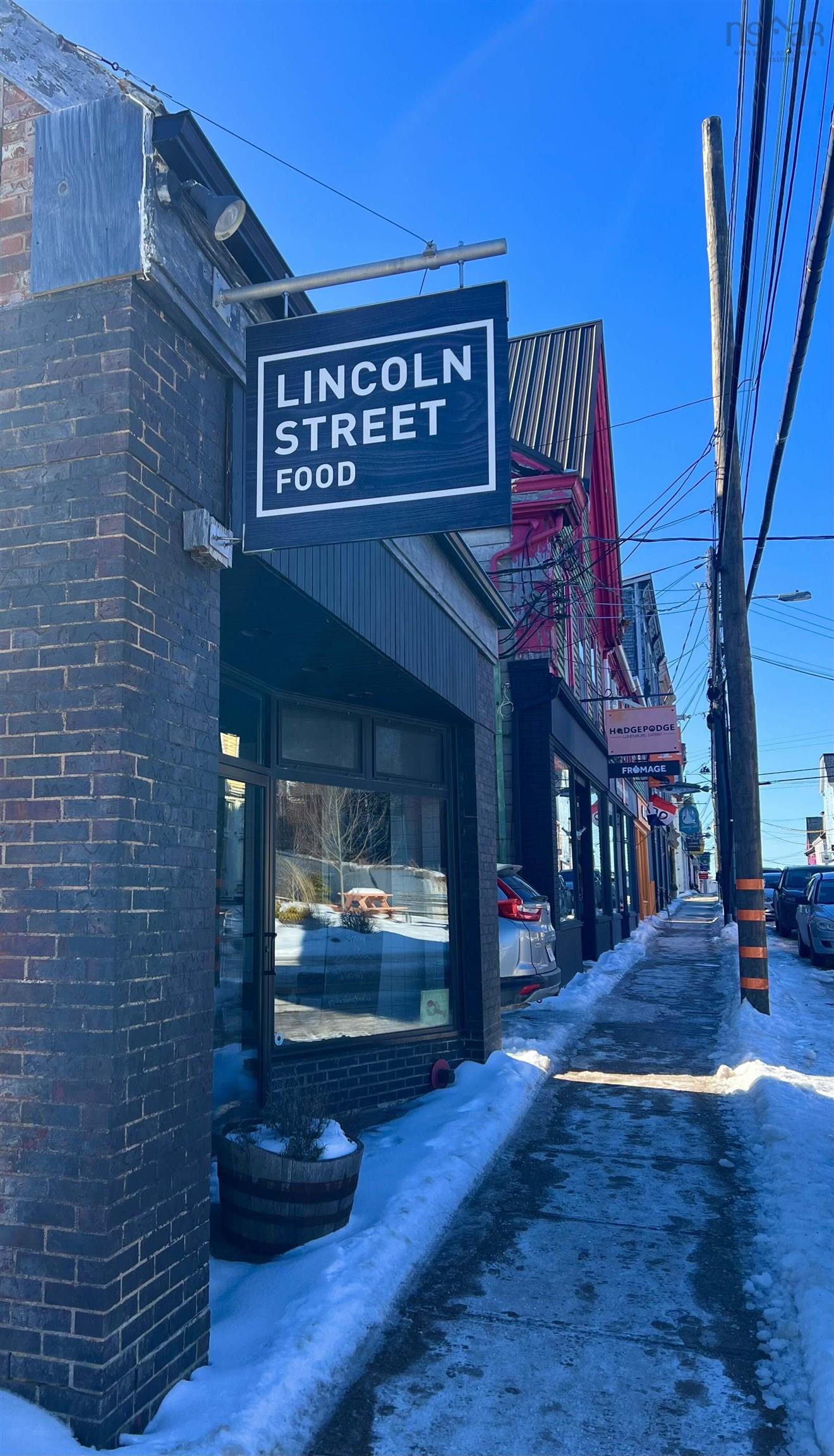 $699,000.00: 200 Lincoln Street, Lunenburg