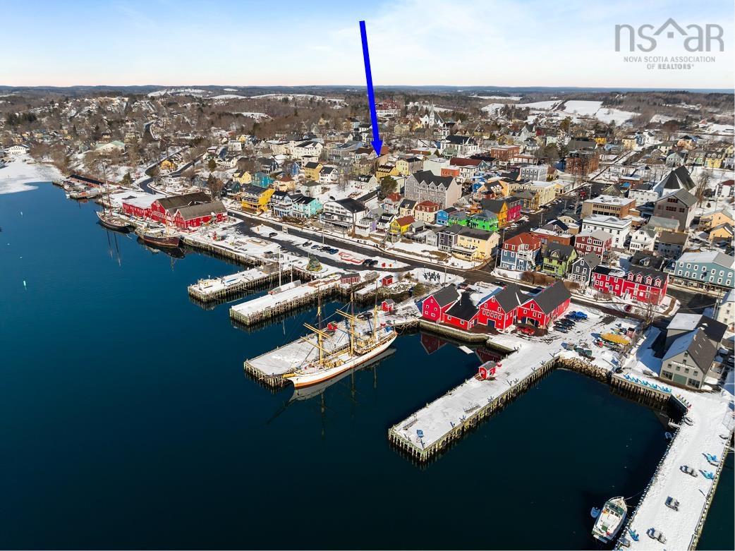 $699,000.00: 200 Lincoln Street, Lunenburg