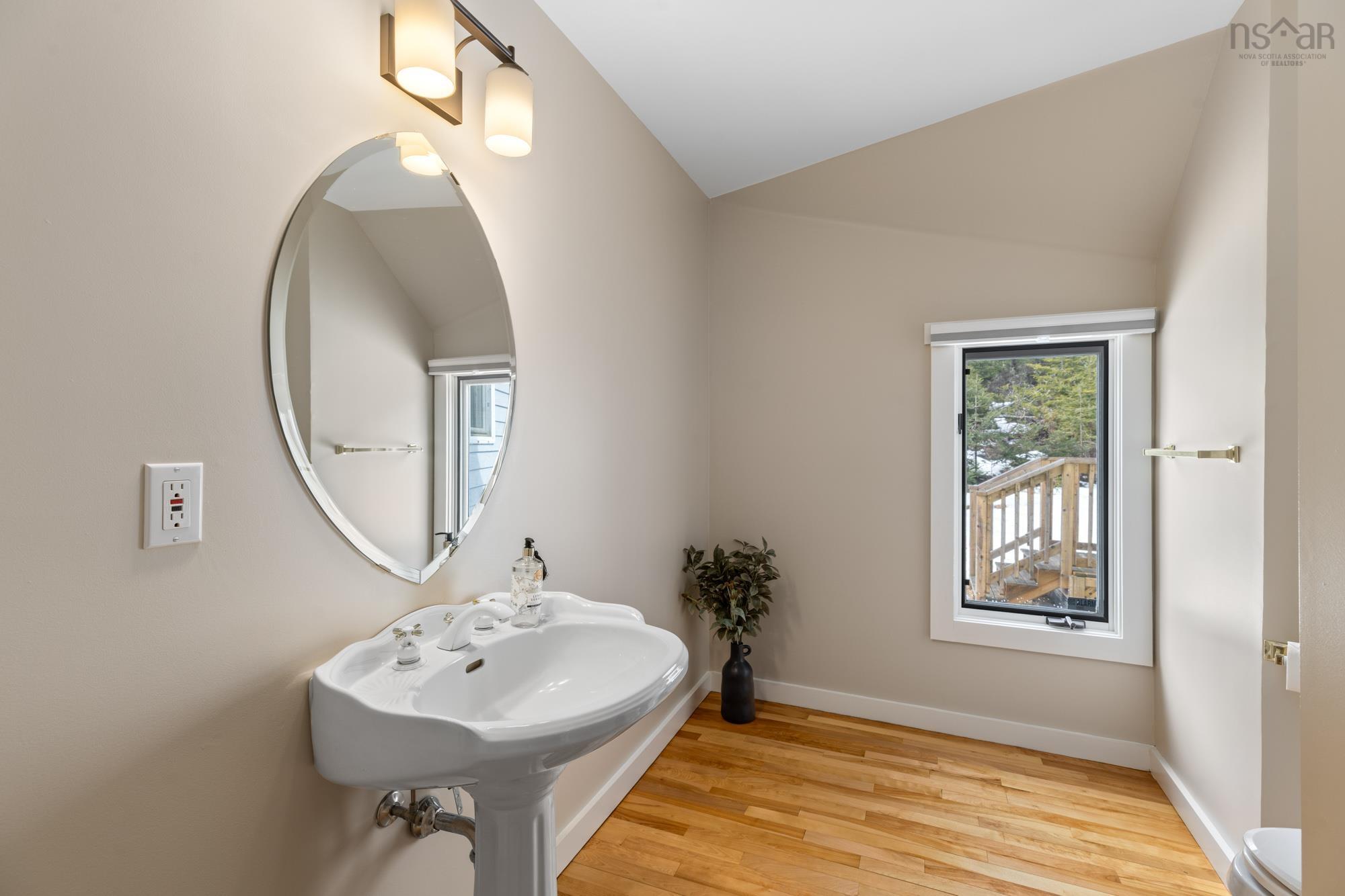 $629,900.00: 3646 Highway 329, Bayswater