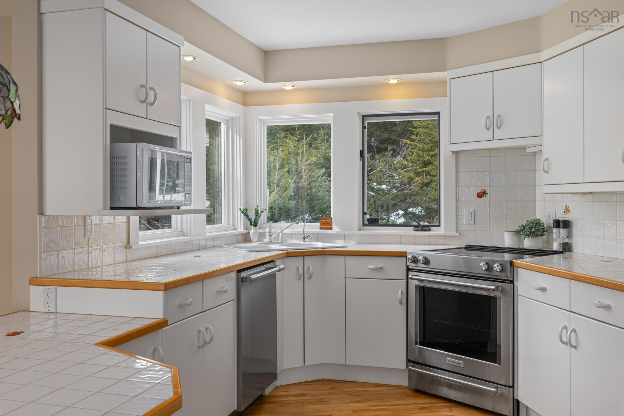 $629,900.00: 3646 Highway 329, Bayswater
