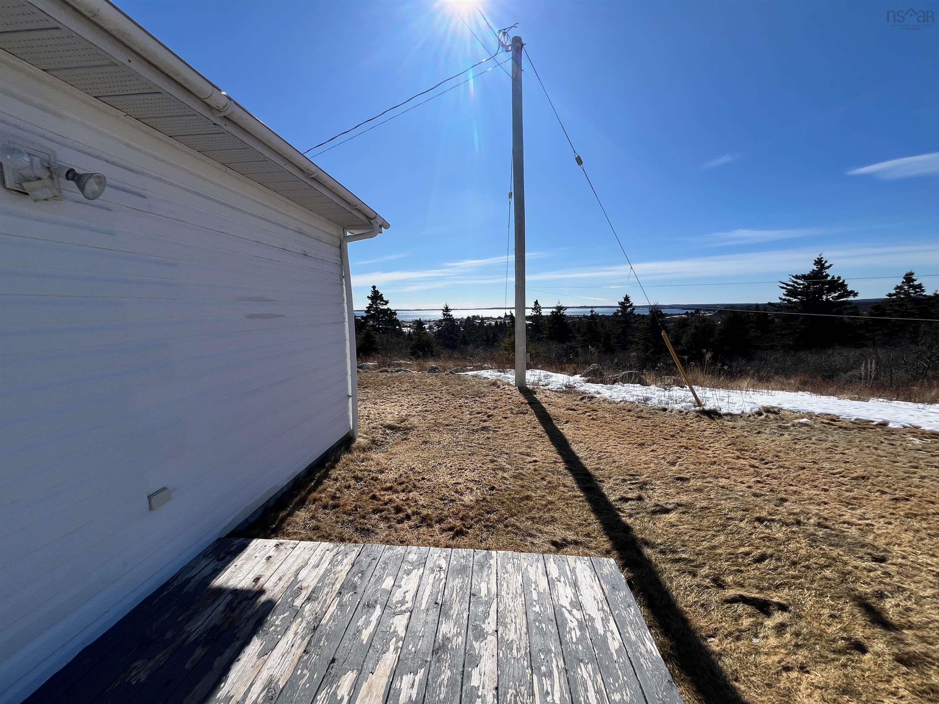 $259,900.00: 5148 Highway 316, Charlos Cove