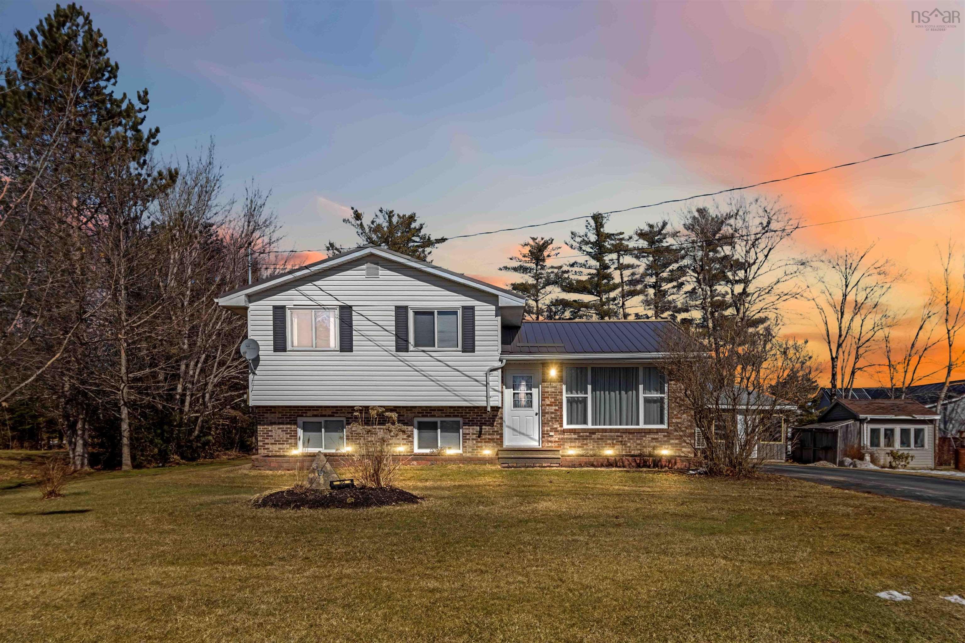 $489,900.00: 30 Logan Drive, Lantz