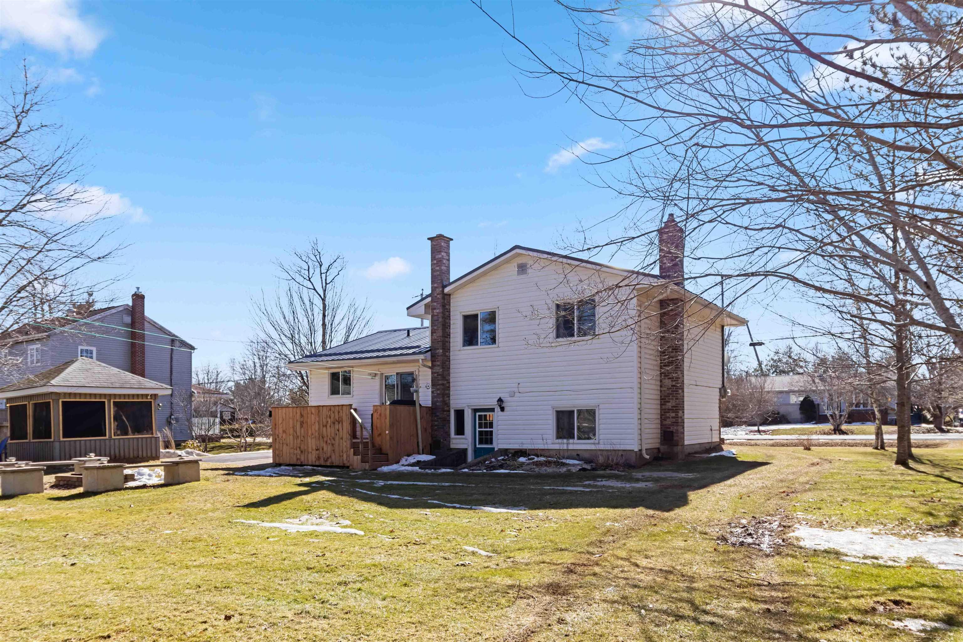 $489,900.00: 30 Logan Drive, Lantz