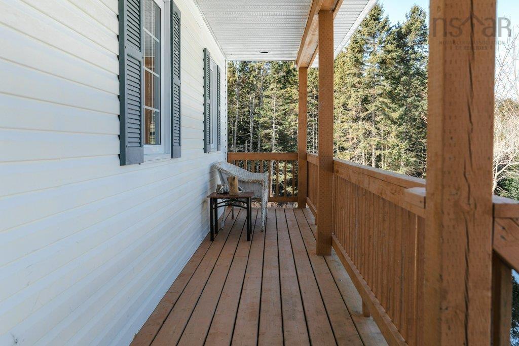 $424,900.00: 209 Clayton Drive, Fox Point