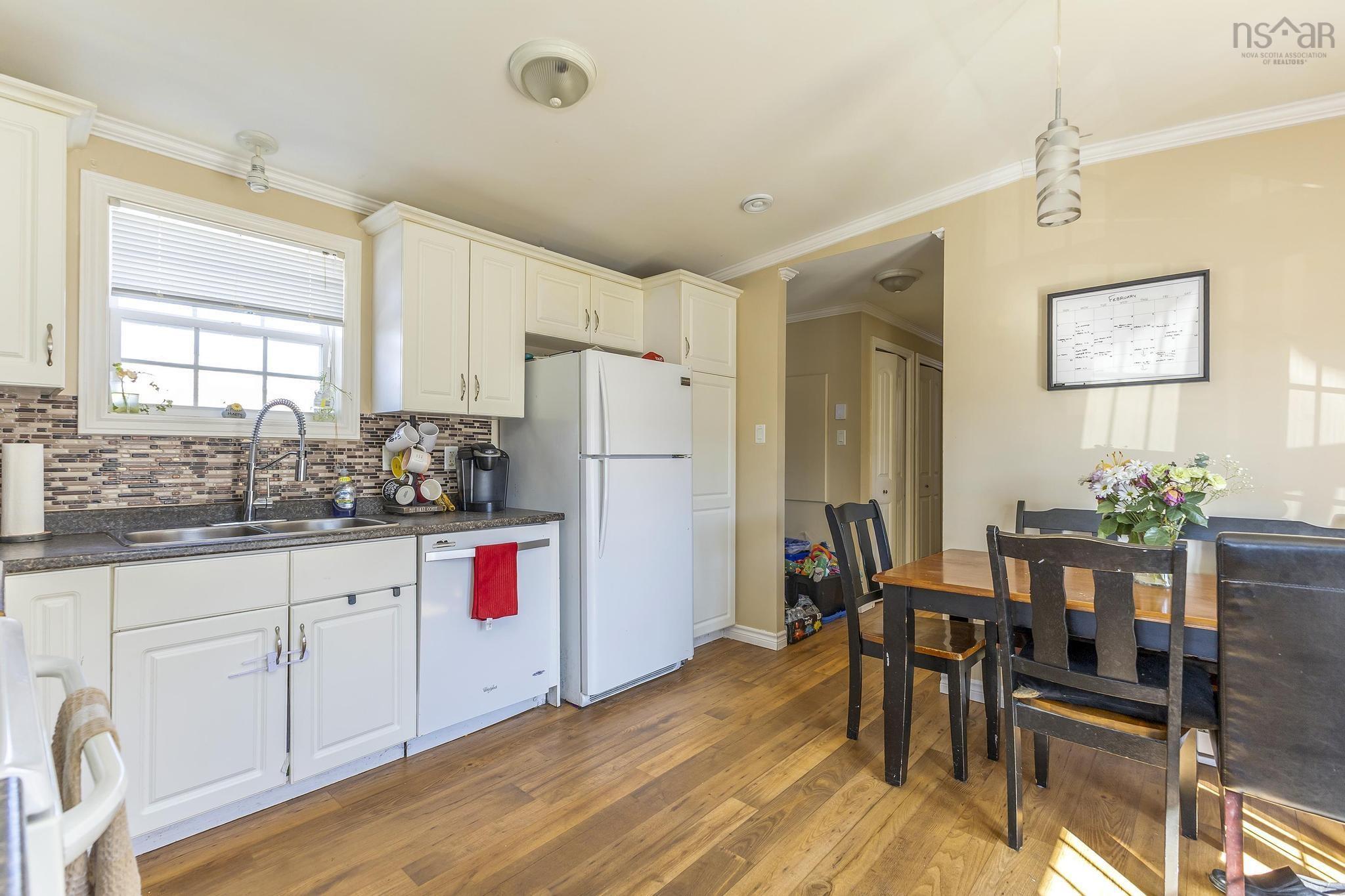 $219,000.00: 38 Empire Loop, Truro