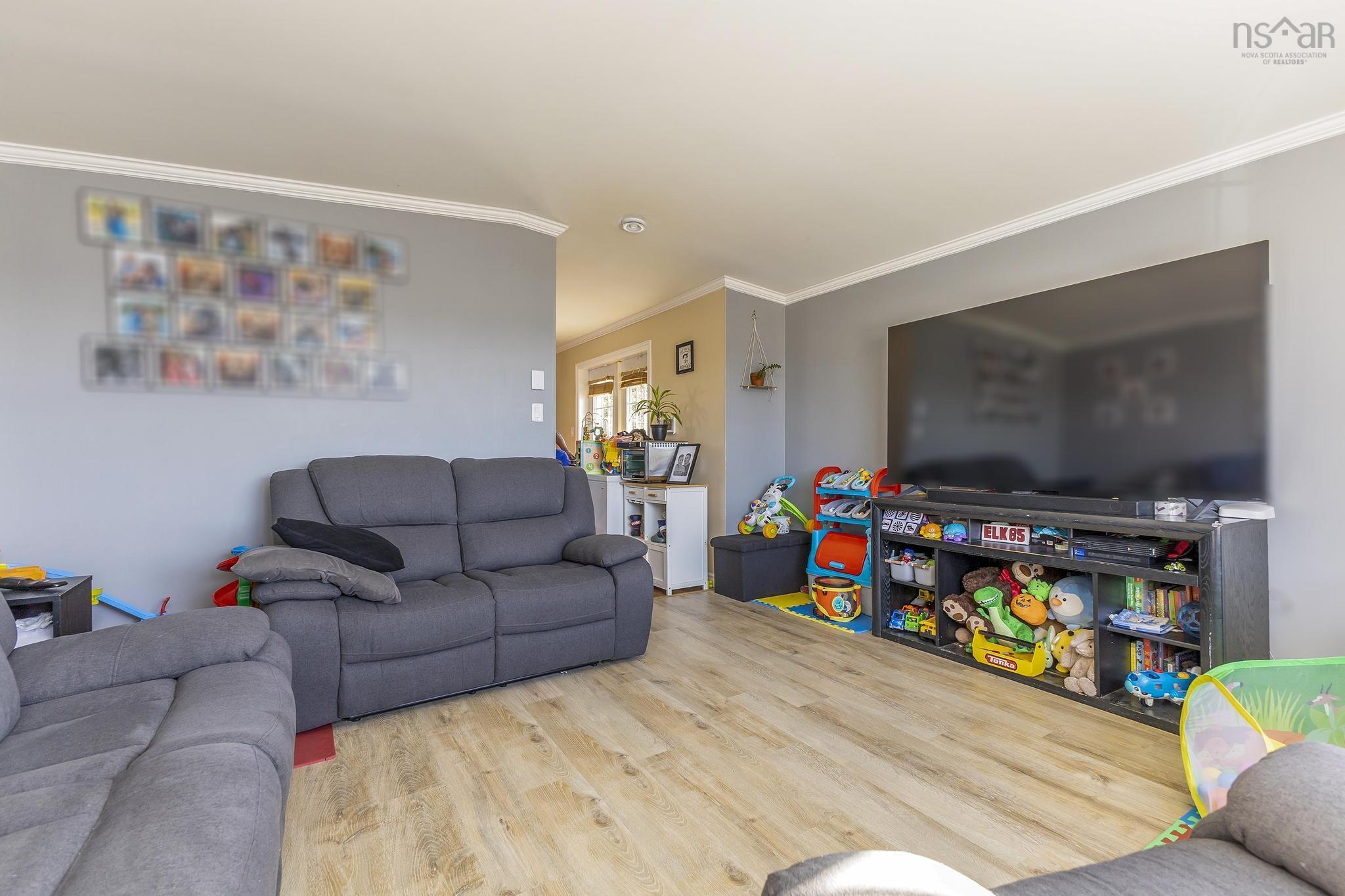 $219,000.00: 38 Empire Loop, Truro
