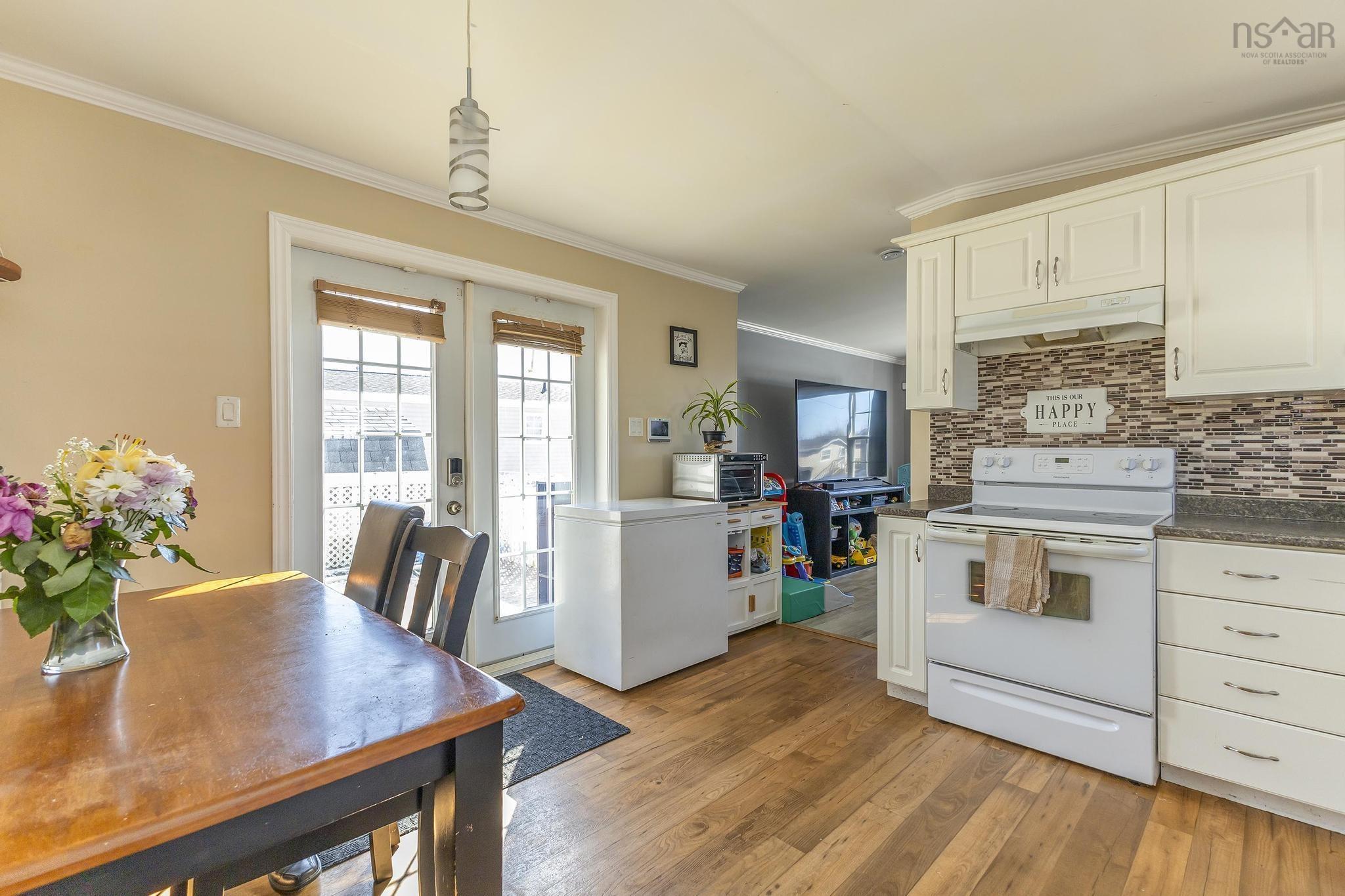 $219,000.00: 38 Empire Loop, Truro