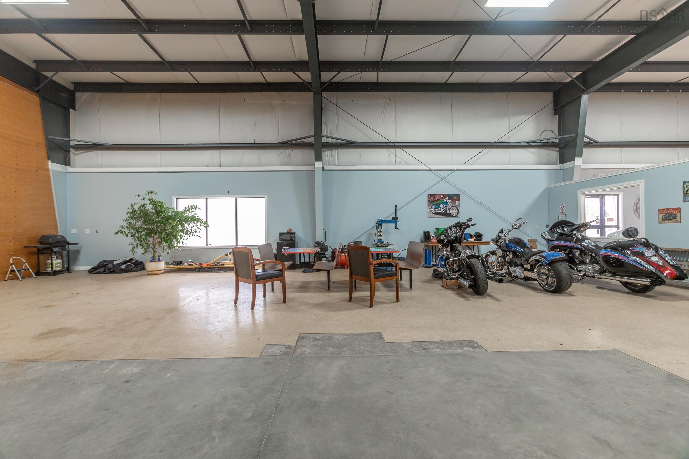 $699,000.00: 9 Robinson Weir Road, Conway