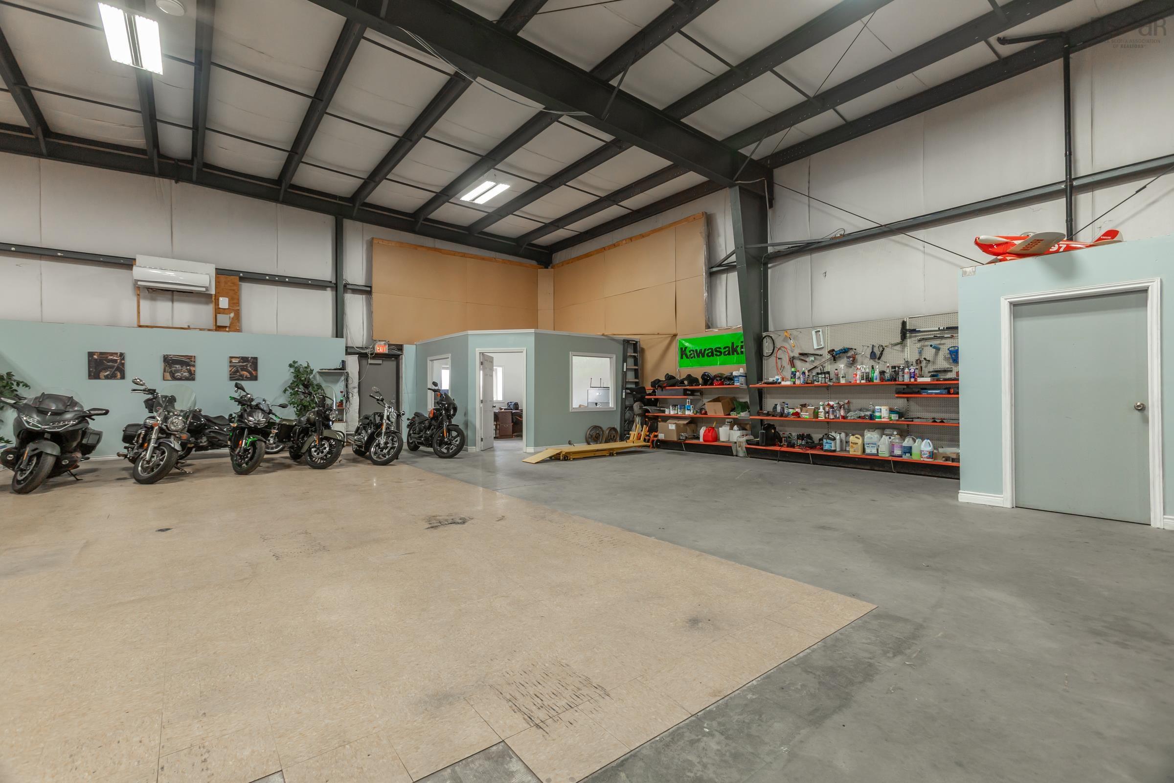 $699,000.00: 9 Robinson Weir Road, Conway