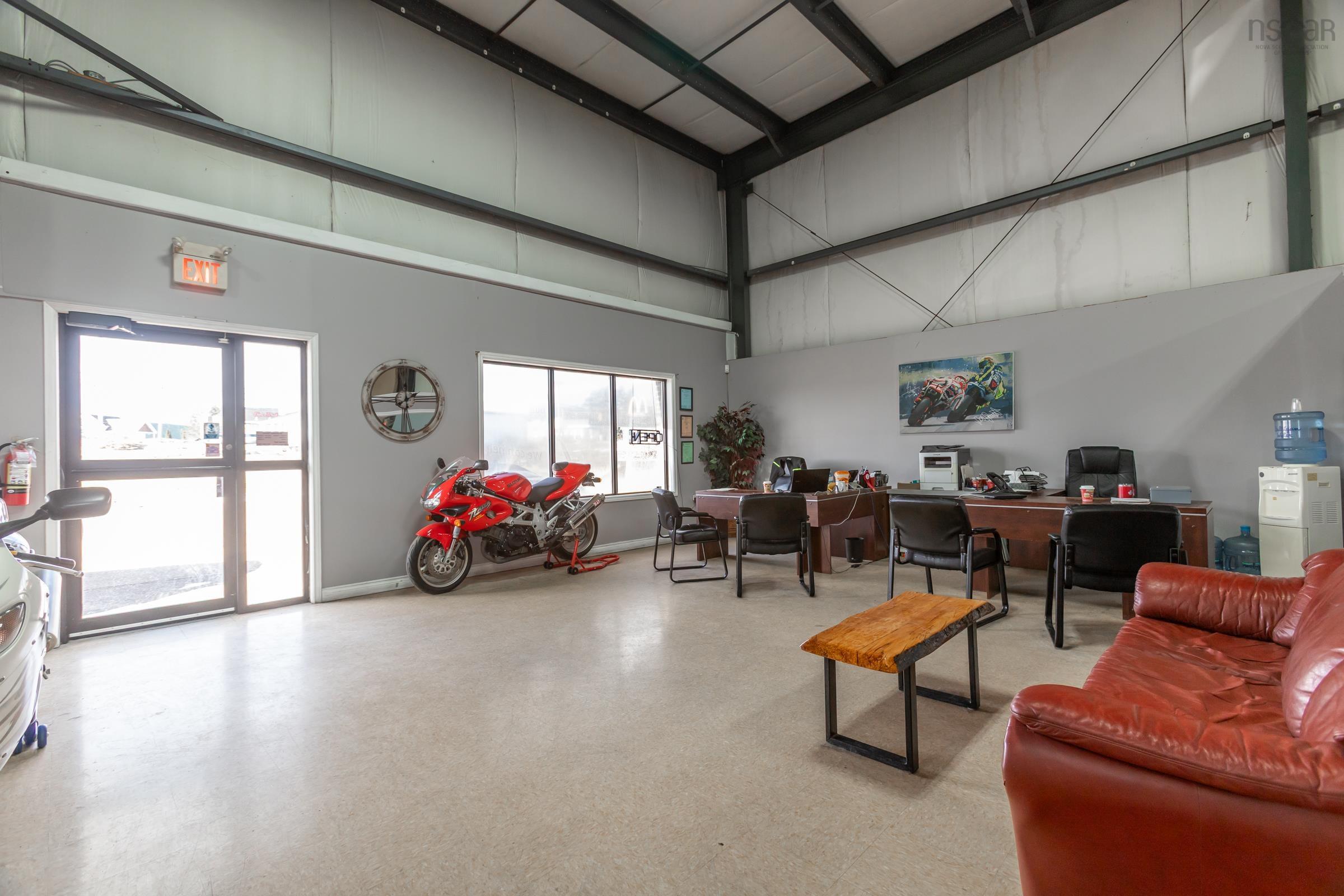 $699,000.00: 9 Robinson Weir Road, Conway