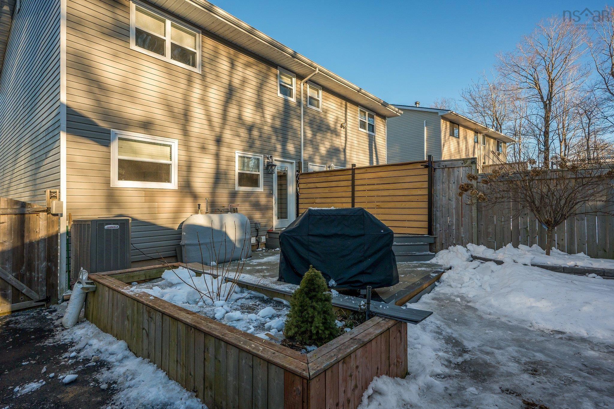 $424,900.00: 216 Stokil Drive, Lower Sackville