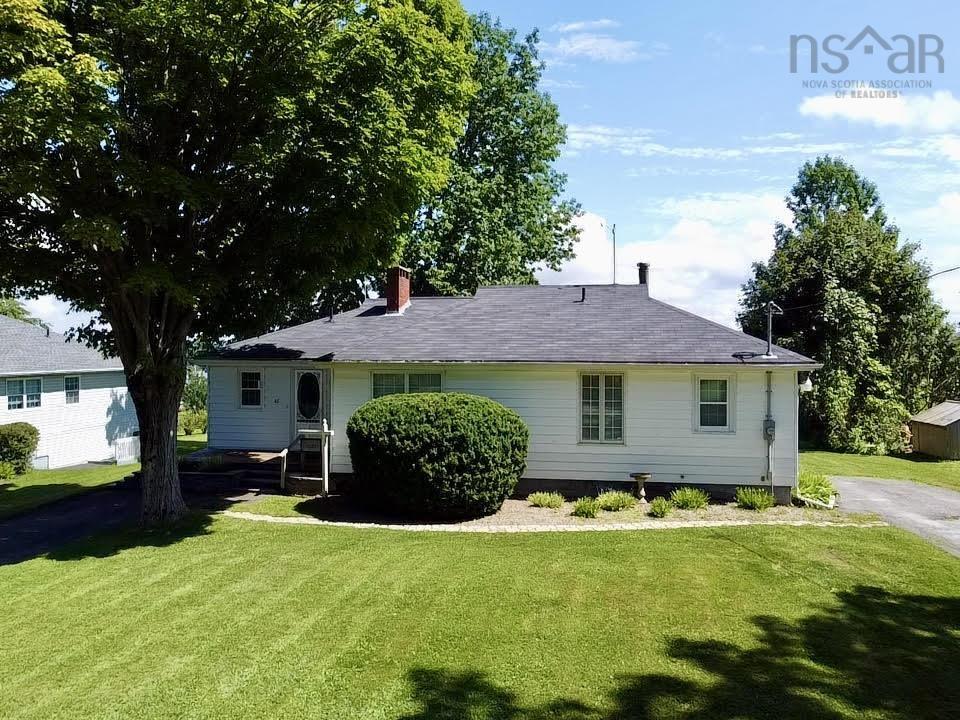 $485,000.00: 45 Town Road, Falmouth