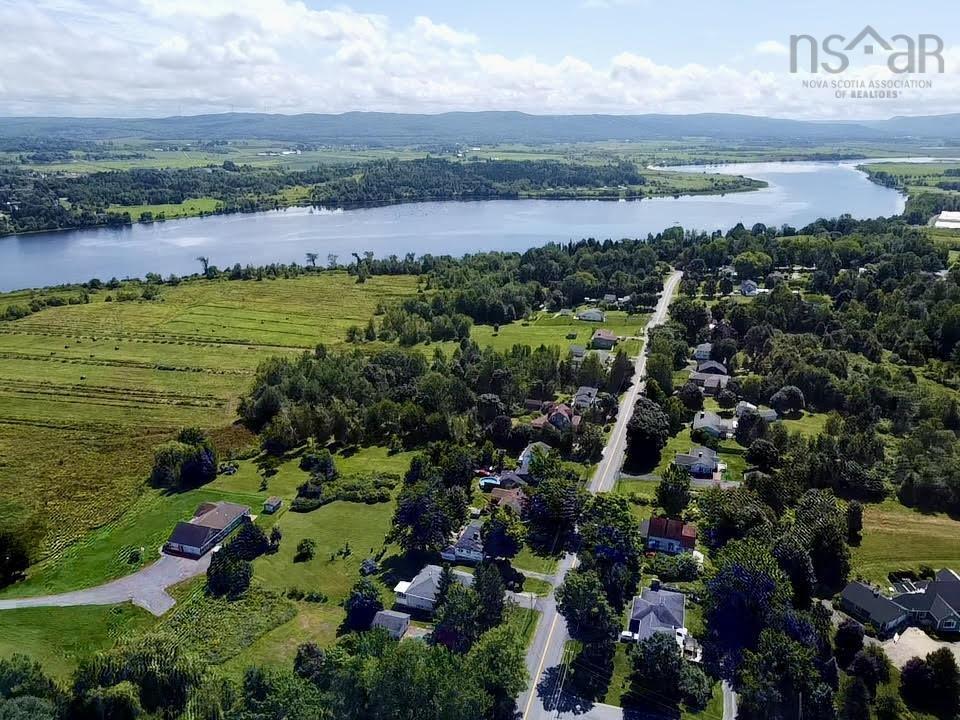 $485,000.00: 45 Town Road, Falmouth