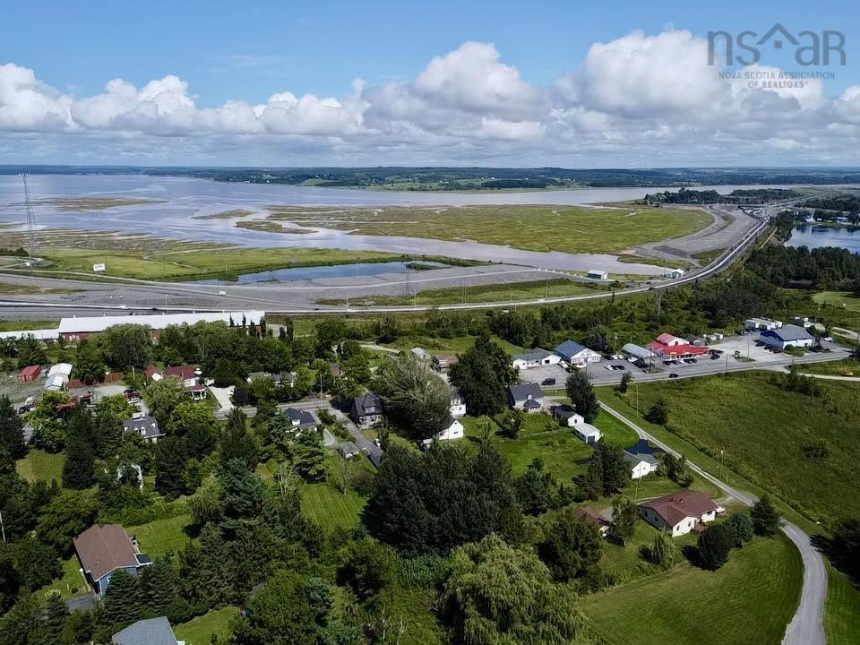 $485,000.00: 45 Town Road, Falmouth