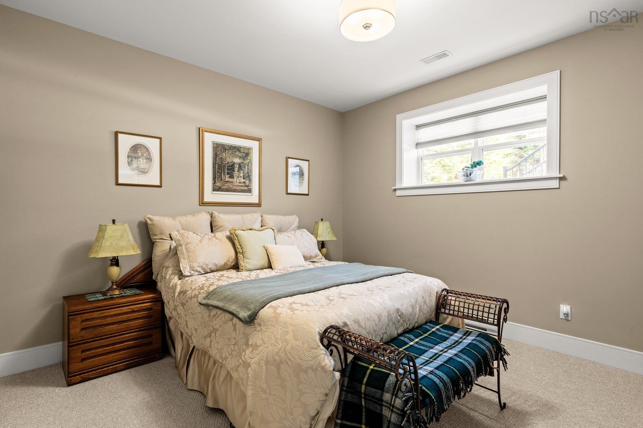 $1,199,000.00: 57 Dungarry Close, Fall River